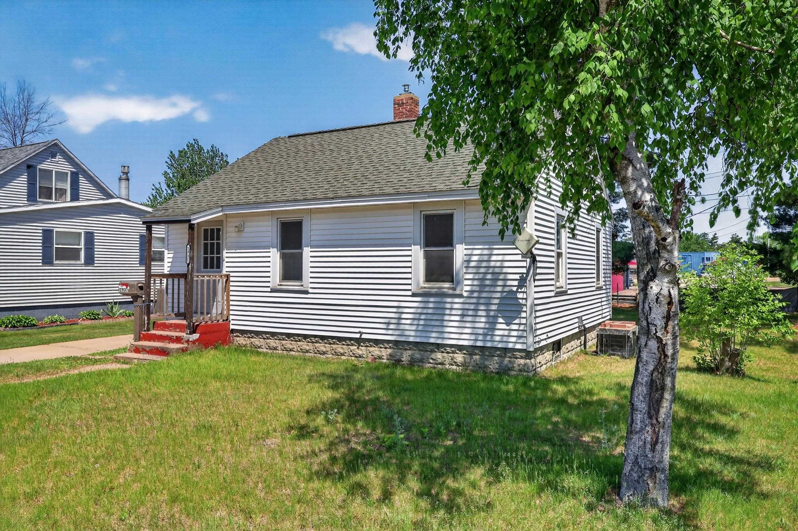 1931 BAKER STREET, Wisconsin Rapids, Wisconsin 54494, 2 Bedrooms Bedrooms, ,1 BathroomBathrooms,Residential,For Sale,1931 BAKER STREET,22602381