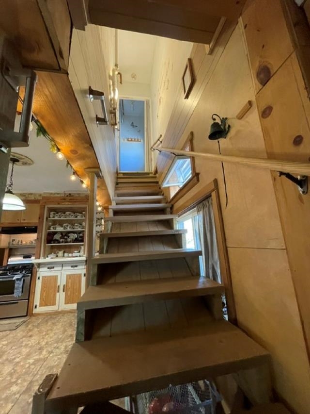 719 CLERMONT STREET, Antigo, Wisconsin 54409, 6 Bedrooms Bedrooms, ,3 BathroomsBathrooms,Residential,For Sale,719 CLERMONT STREET,22602385