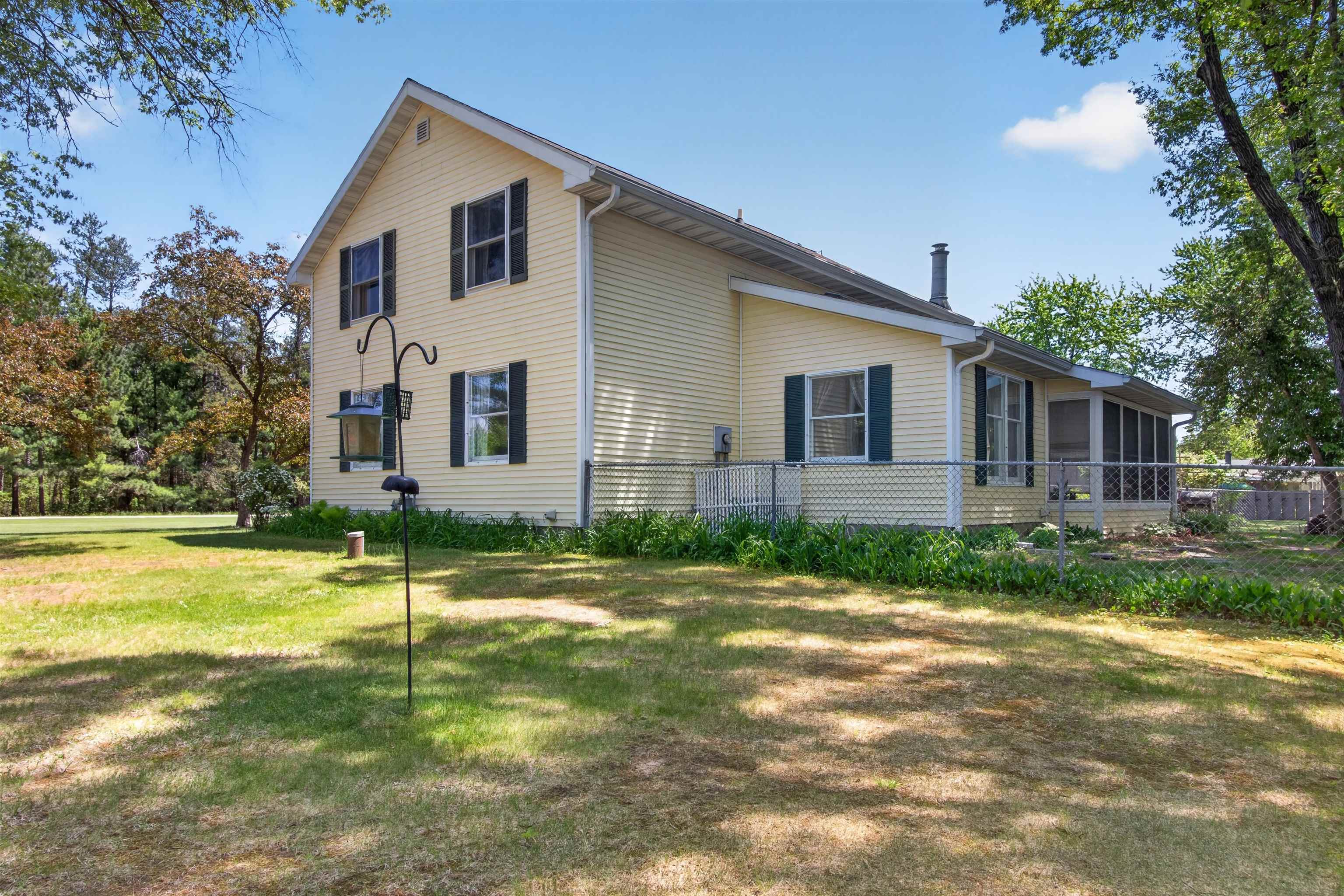 4610 WHIP-OR-WILL LANE, Wisconsin Rapids, Wisconsin 54494, 4 Bedrooms Bedrooms, ,2 BathroomsBathrooms,Residential,For Sale,4610 WHIP-OR-WILL LANE,22602388