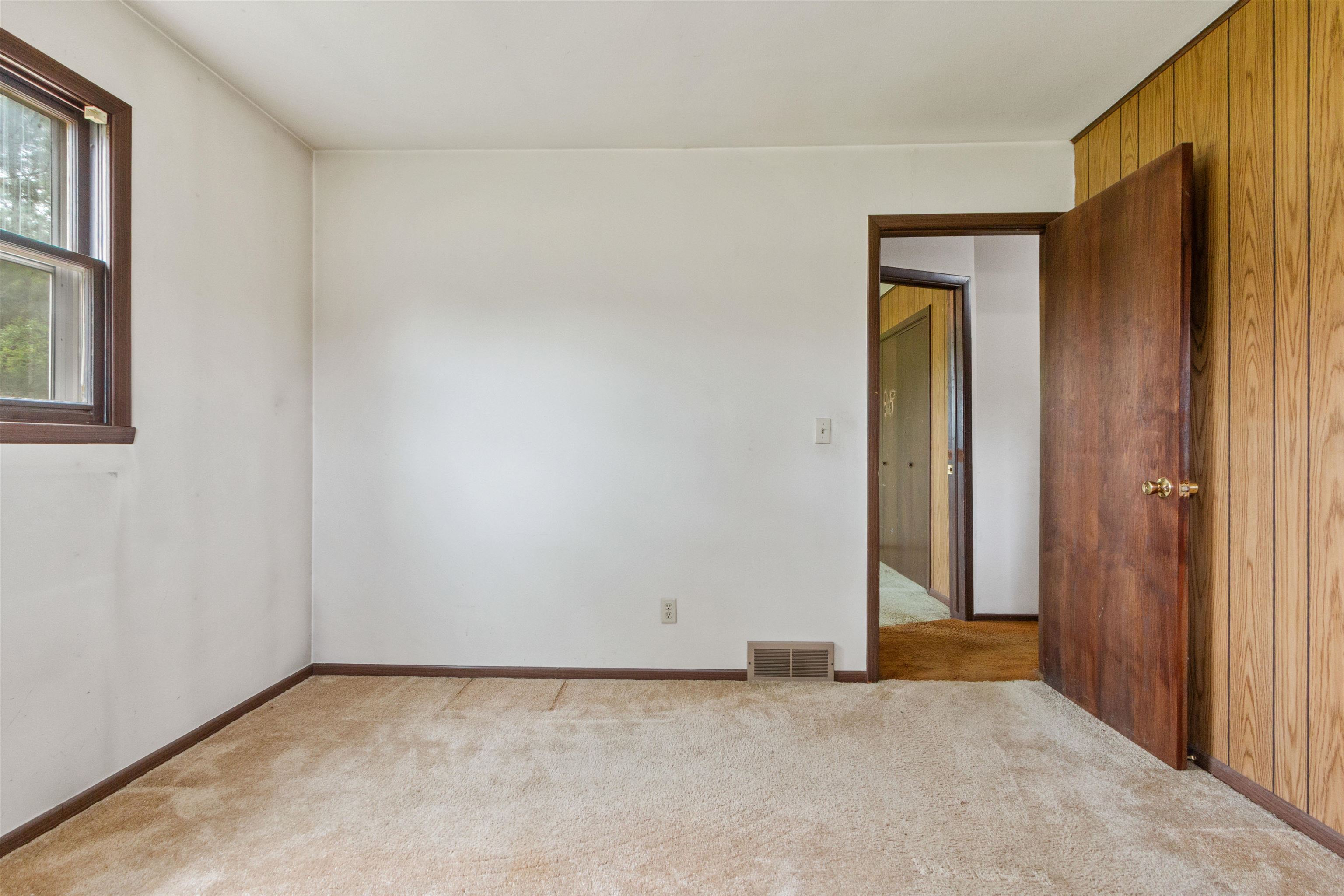8130 52ND STREET SOUTH, Wisconsin Rapids, Wisconsin 54494, 3 Bedrooms Bedrooms, ,1 BathroomBathrooms,Residential,For Sale,8130 52ND STREET SOUTH,22602389