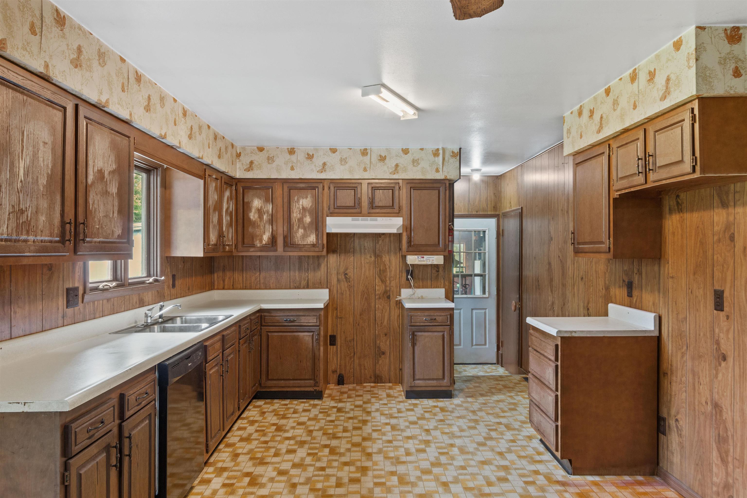 8130 52ND STREET SOUTH, Wisconsin Rapids, Wisconsin 54494, 3 Bedrooms Bedrooms, ,1 BathroomBathrooms,Residential,For Sale,8130 52ND STREET SOUTH,22602389