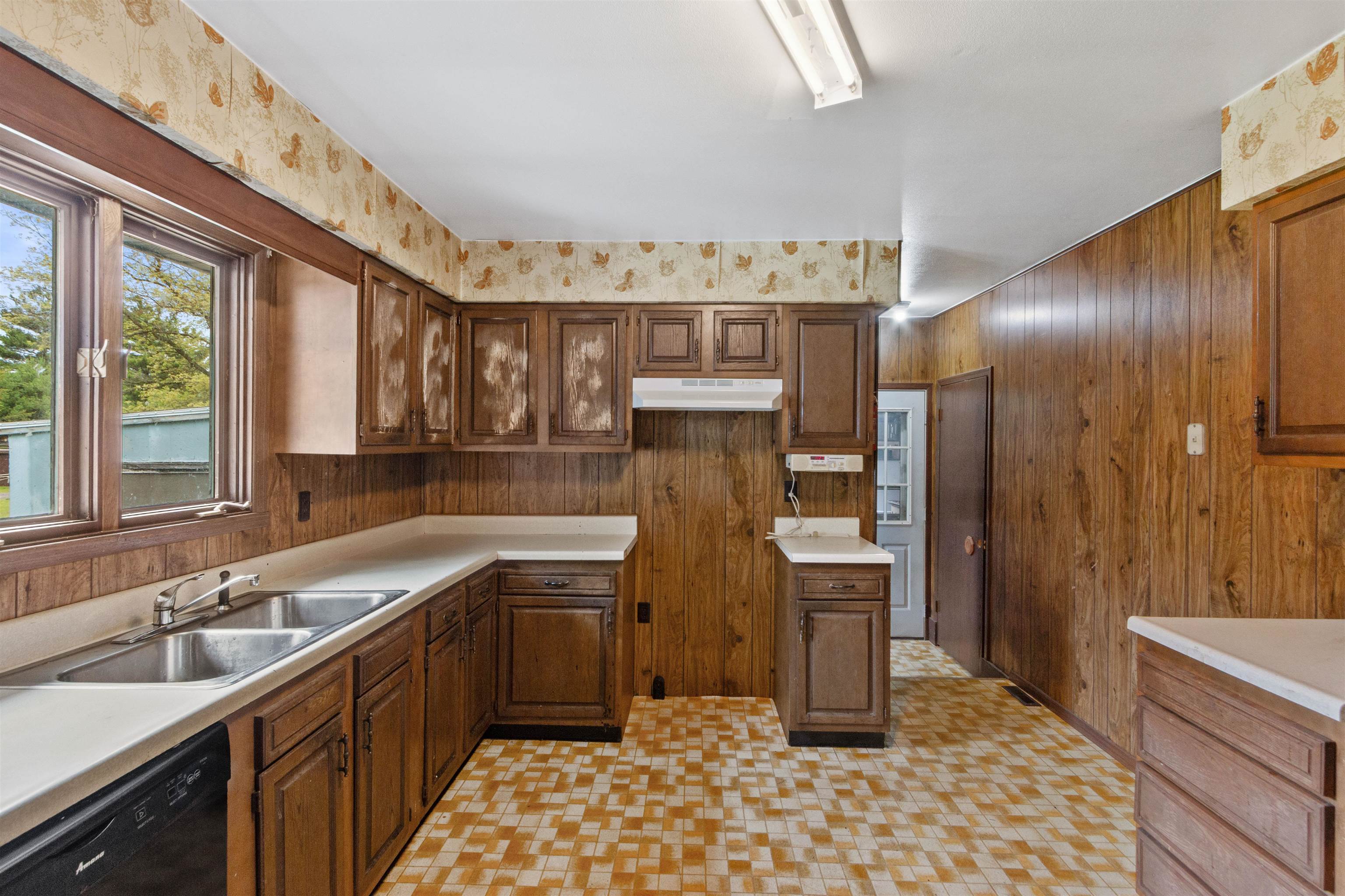 8130 52ND STREET SOUTH, Wisconsin Rapids, Wisconsin 54494, 3 Bedrooms Bedrooms, ,1 BathroomBathrooms,Residential,For Sale,8130 52ND STREET SOUTH,22602389