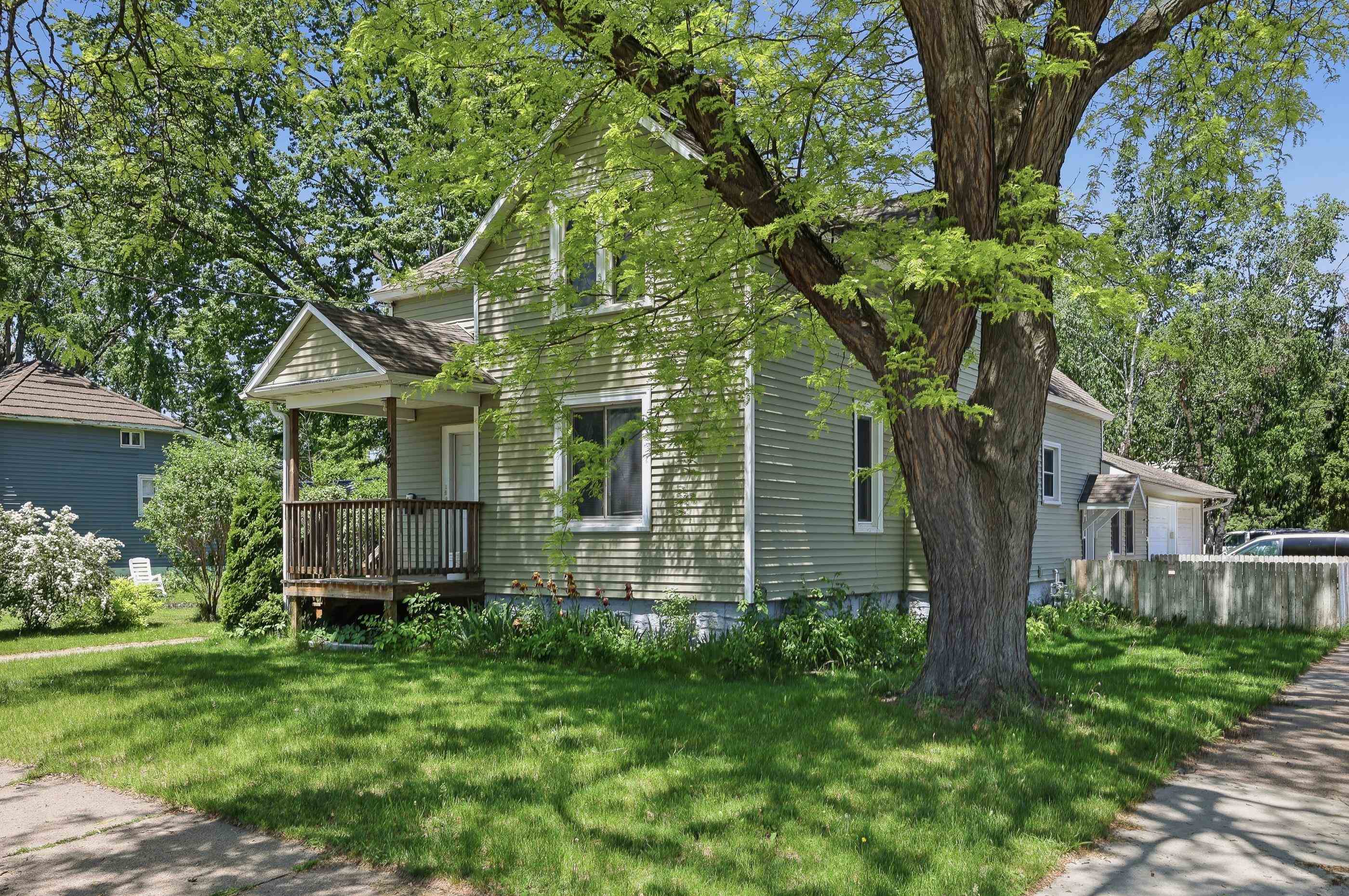 648 FRANKLIN STREET, Stevens Point, Wisconsin 54481, 3 Bedrooms Bedrooms, ,1 BathroomBathrooms,Multi-family,For Sale,648 FRANKLIN STREET,22602391