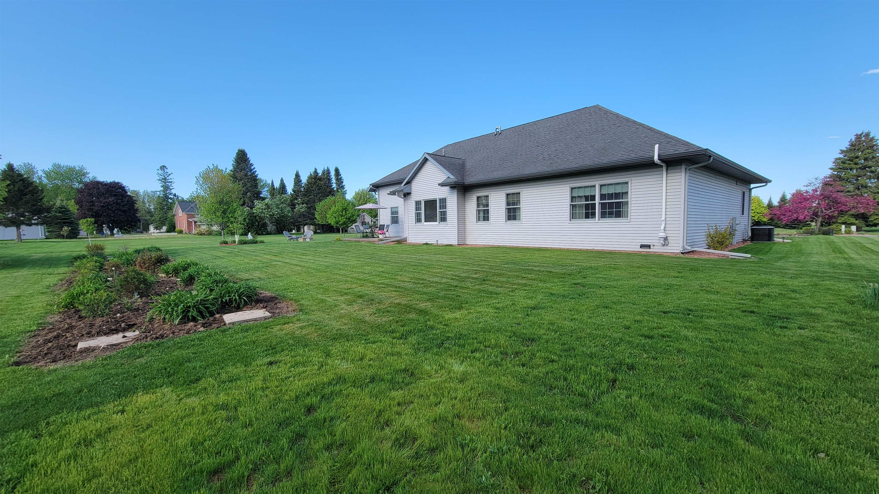 635 LAURISA LANE, Antigo, Wisconsin 54409, 3 Bedrooms Bedrooms, ,2 BathroomsBathrooms,Residential,For Sale,635 LAURISA LANE,22602394