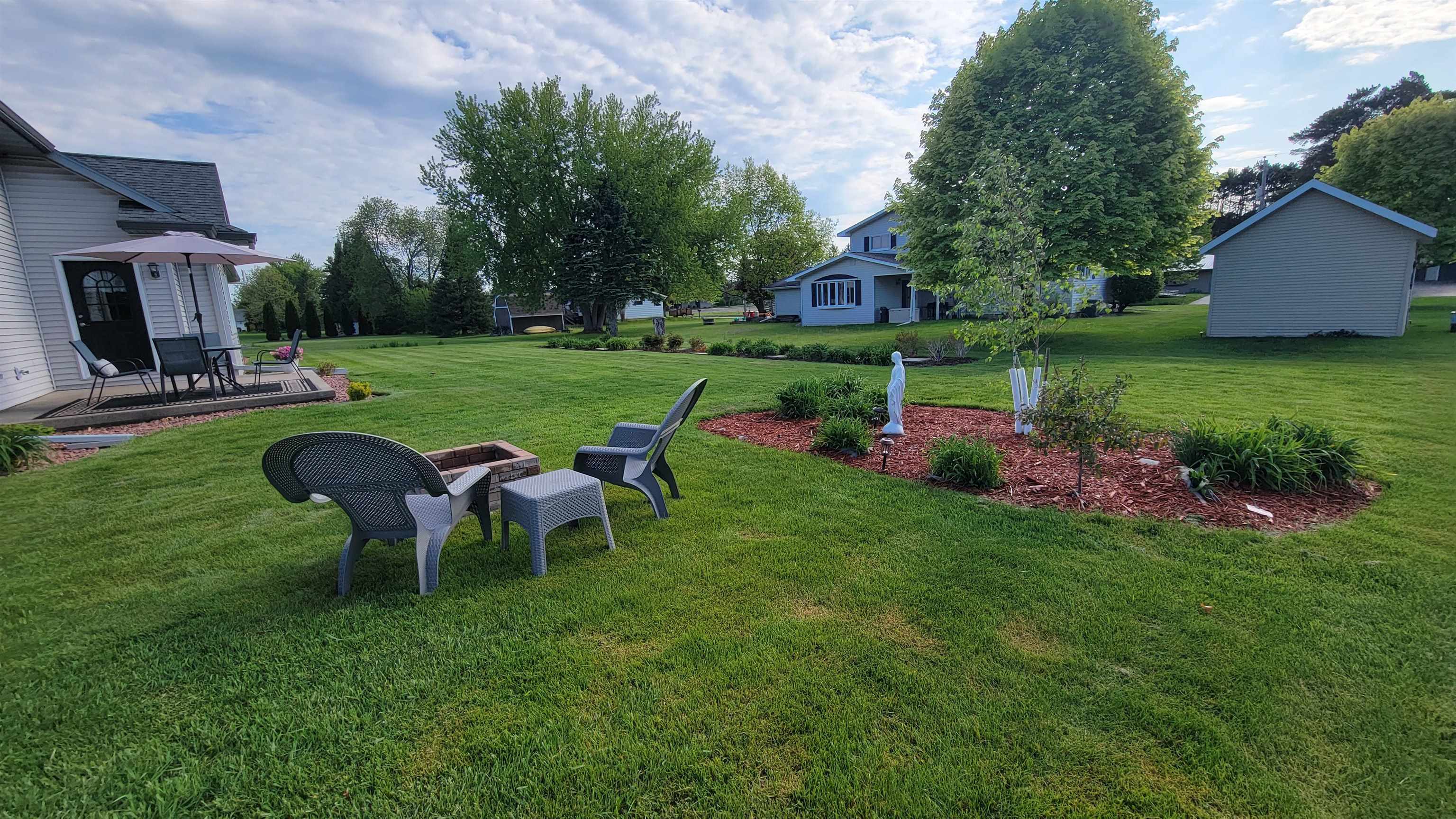 635 LAURISA LANE, Antigo, Wisconsin 54409, 3 Bedrooms Bedrooms, ,2 BathroomsBathrooms,Residential,For Sale,635 LAURISA LANE,22602394