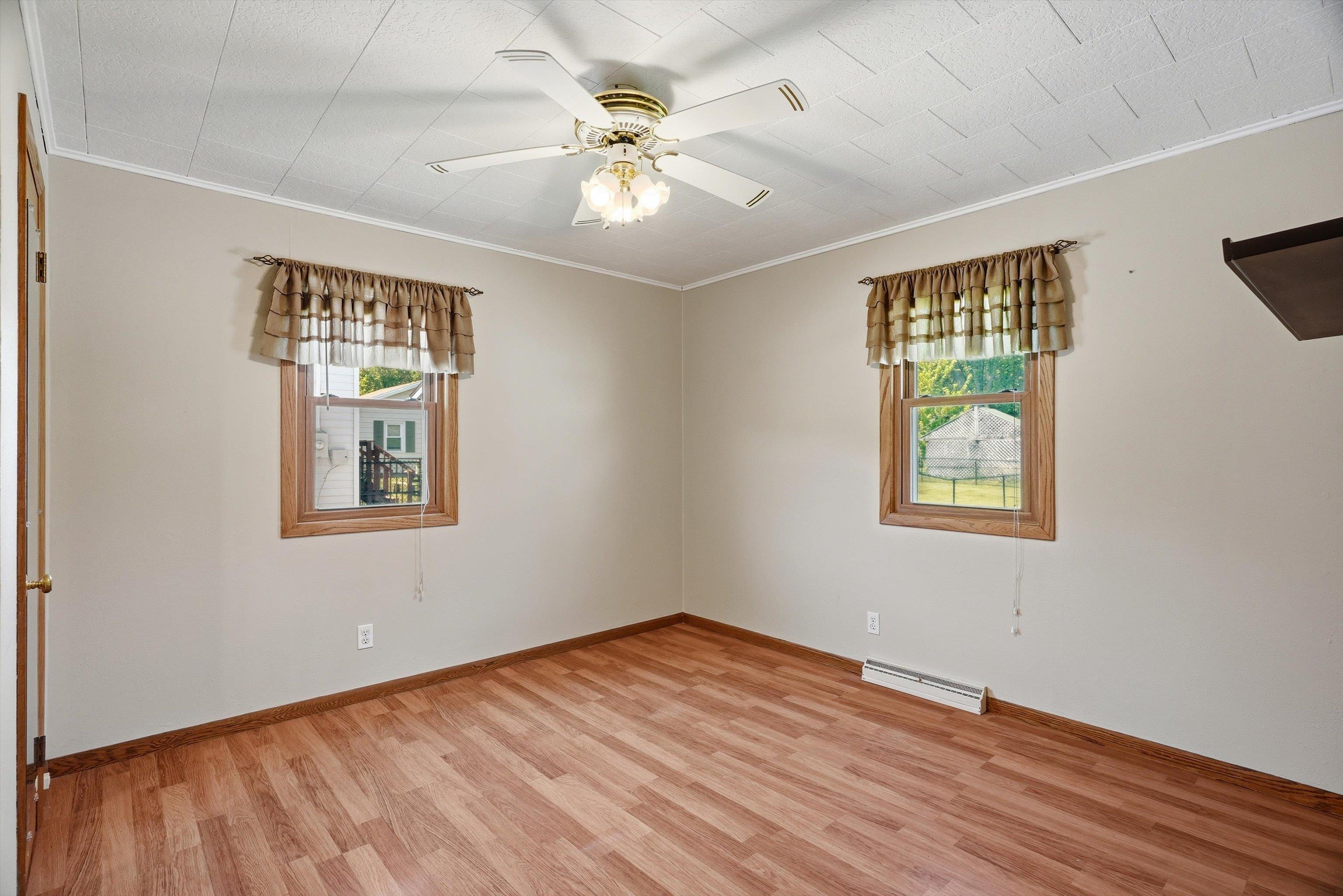 311 W IVES STREET, Marshfield, Wisconsin 54449, 4 Bedrooms Bedrooms, ,1 BathroomBathrooms,Residential,For Sale,311 W IVES STREET,22602396