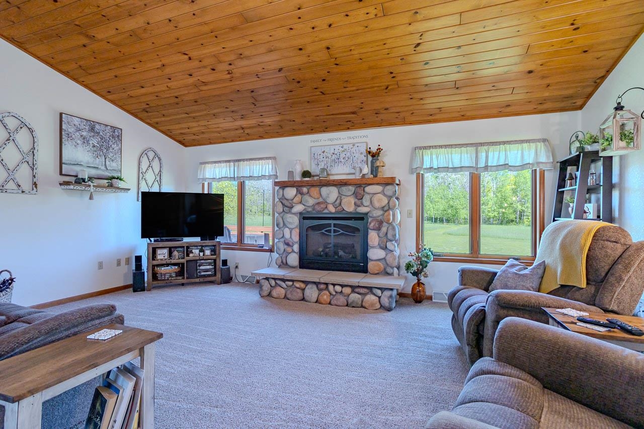 W9866 COUNTY ROAD M, Merrill, Wisconsin 54452, 3 Bedrooms Bedrooms, ,2 BathroomsBathrooms,Residential,For Sale,W9866 COUNTY ROAD M,22602397