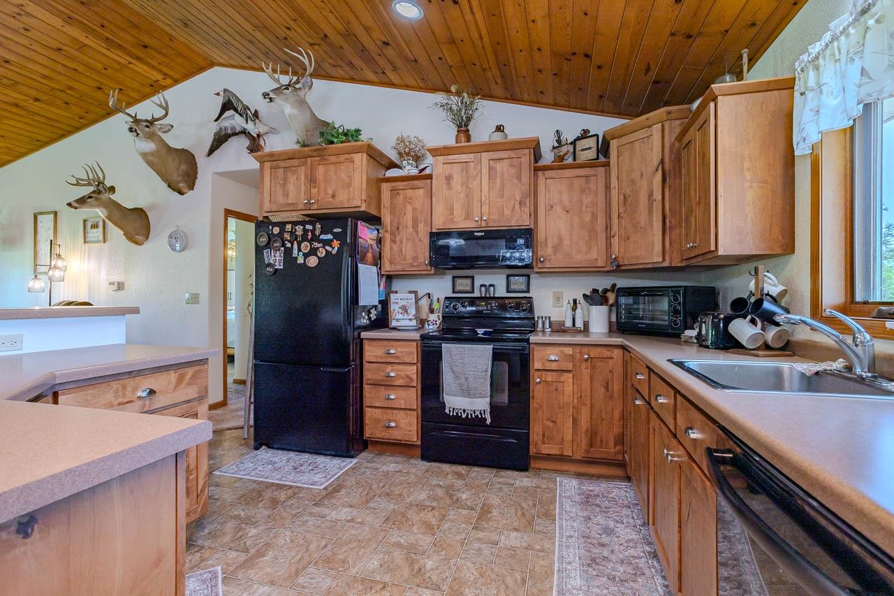 W9866 COUNTY ROAD M, Merrill, Wisconsin 54452, 3 Bedrooms Bedrooms, ,2 BathroomsBathrooms,Residential,For Sale,W9866 COUNTY ROAD M,22602397