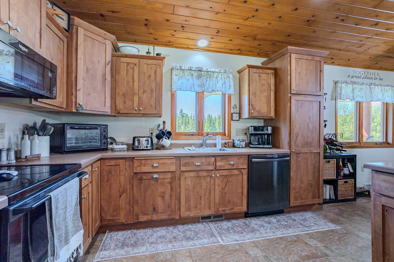 W9866 COUNTY ROAD M, Merrill, Wisconsin 54452, 3 Bedrooms Bedrooms, ,2 BathroomsBathrooms,Residential,For Sale,W9866 COUNTY ROAD M,22602397
