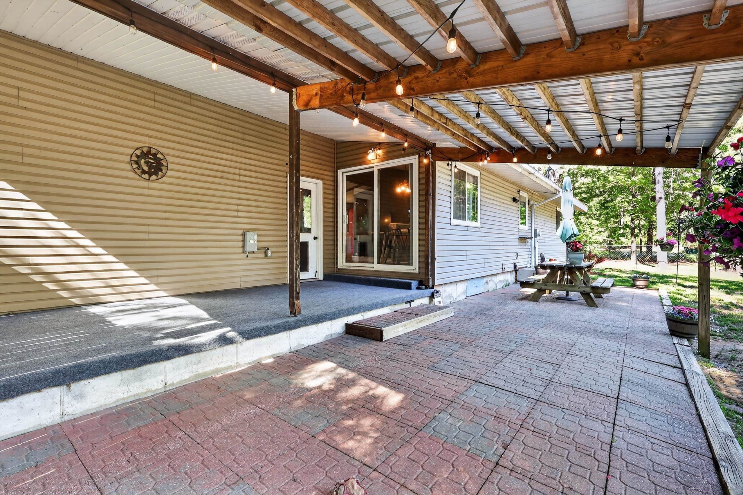 1661 ASPEN AVENUE, Nekoosa, Wisconsin 54457, 3 Bedrooms Bedrooms, ,2 BathroomsBathrooms,Residential,For Sale,1661 ASPEN AVENUE,22602399