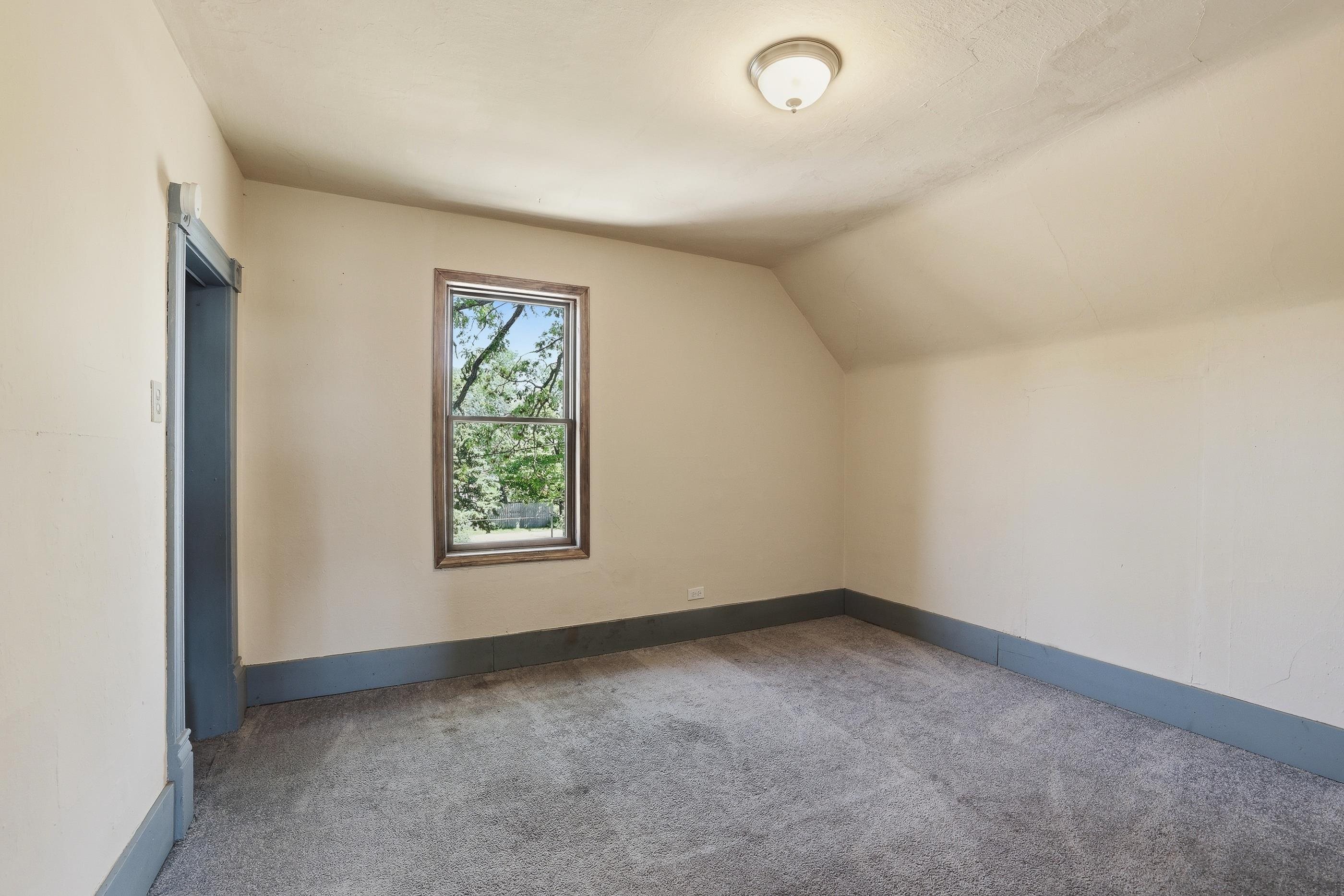 2341 ILLINOIS AVENUE, Stevens Point, Wisconsin 54481, 3 Bedrooms Bedrooms, ,1 BathroomBathrooms,Residential,For Sale,2341 ILLINOIS AVENUE,22602400