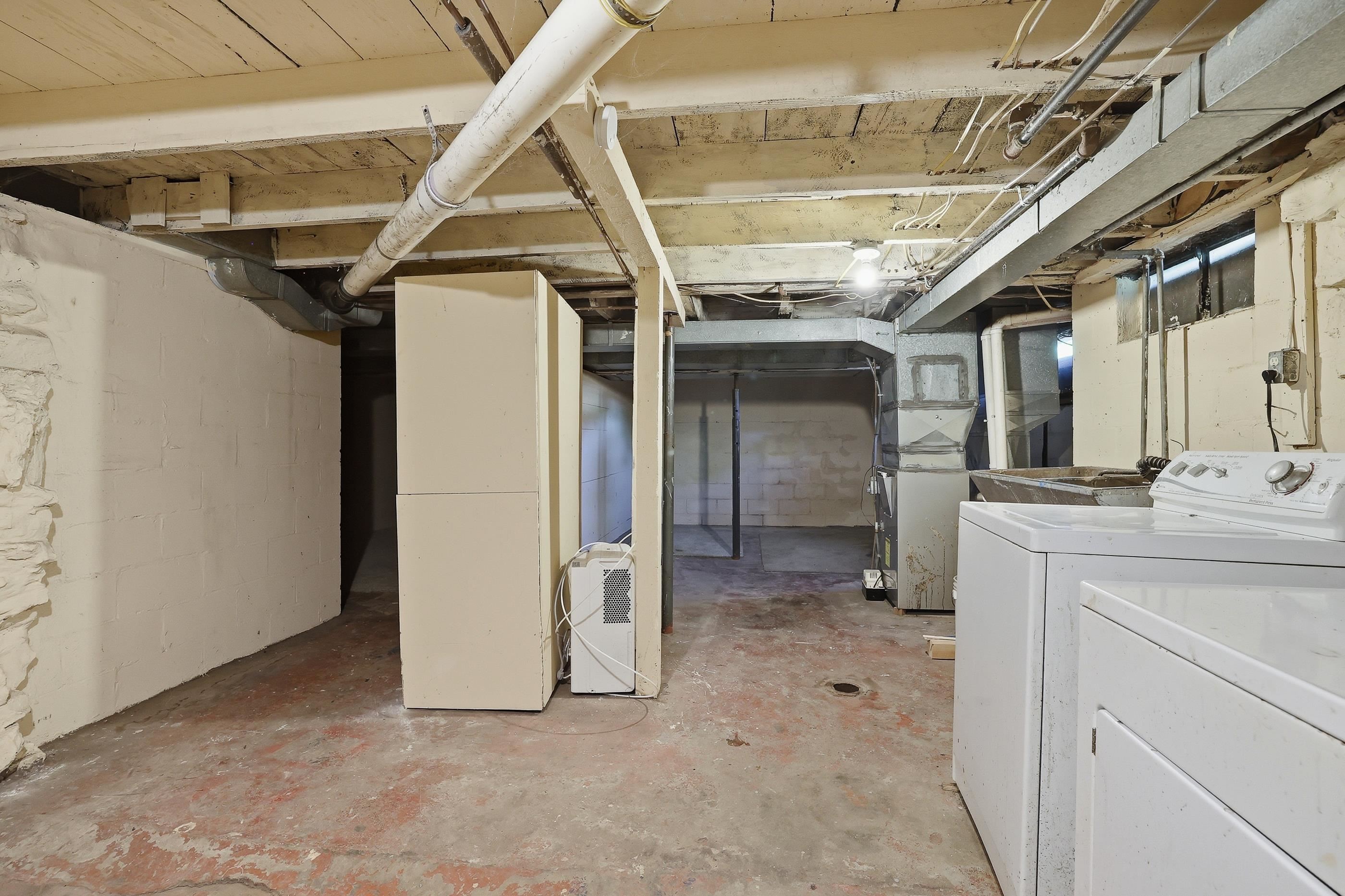 2341 ILLINOIS AVENUE, Stevens Point, Wisconsin 54481, 3 Bedrooms Bedrooms, ,1 BathroomBathrooms,Residential,For Sale,2341 ILLINOIS AVENUE,22602400