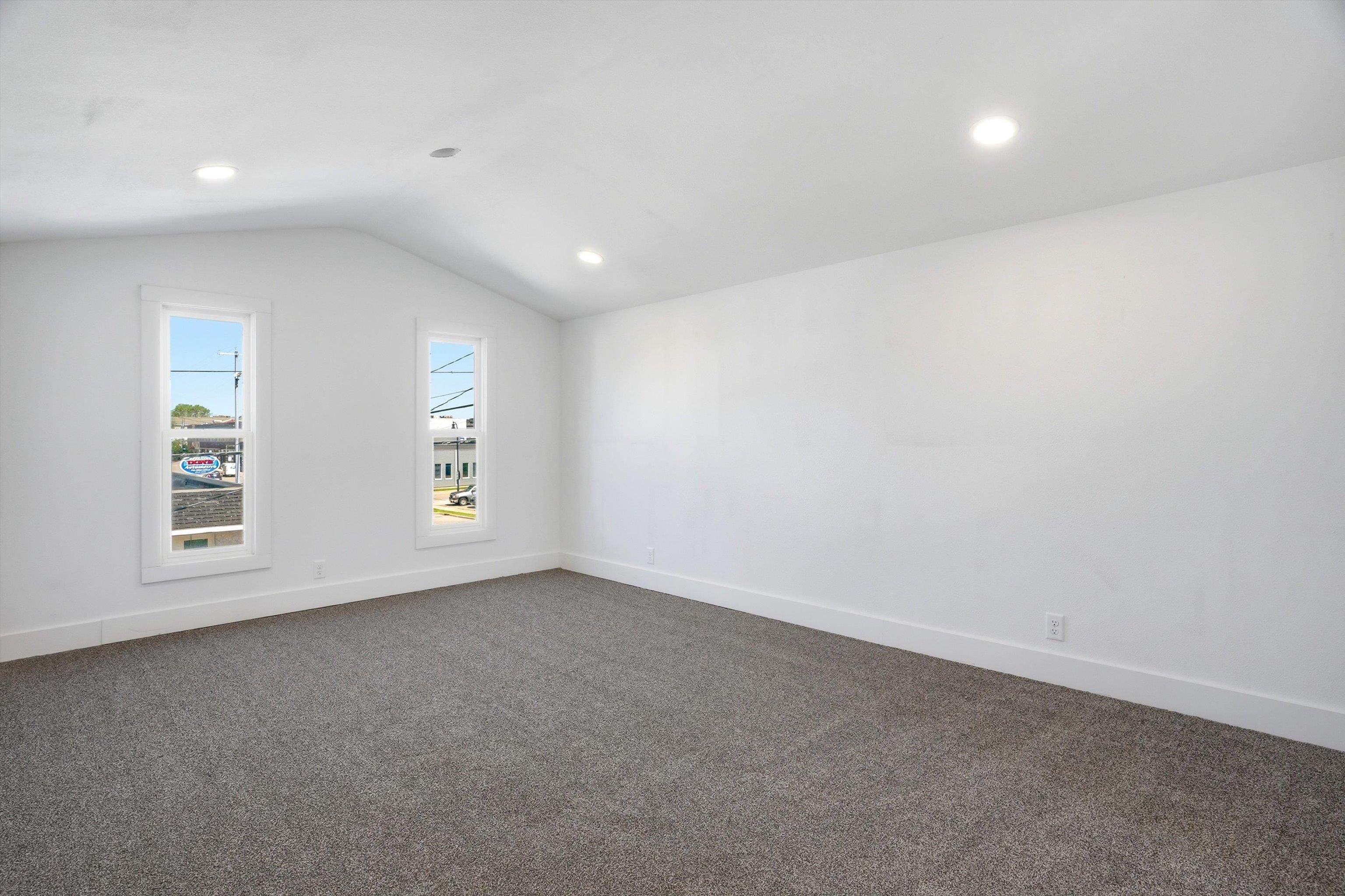 208 E 4TH STREET, Marshfield, Wisconsin 54449, 6 Bedrooms Bedrooms, ,3 BathroomsBathrooms,Residential,For Sale,208 E 4TH STREET,22602402