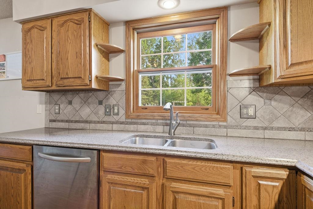 507 W 12TH STREET, Marshfield, Wisconsin 54449, 4 Bedrooms Bedrooms, ,2 BathroomsBathrooms,Residential,For Sale,507 W 12TH STREET,22602404