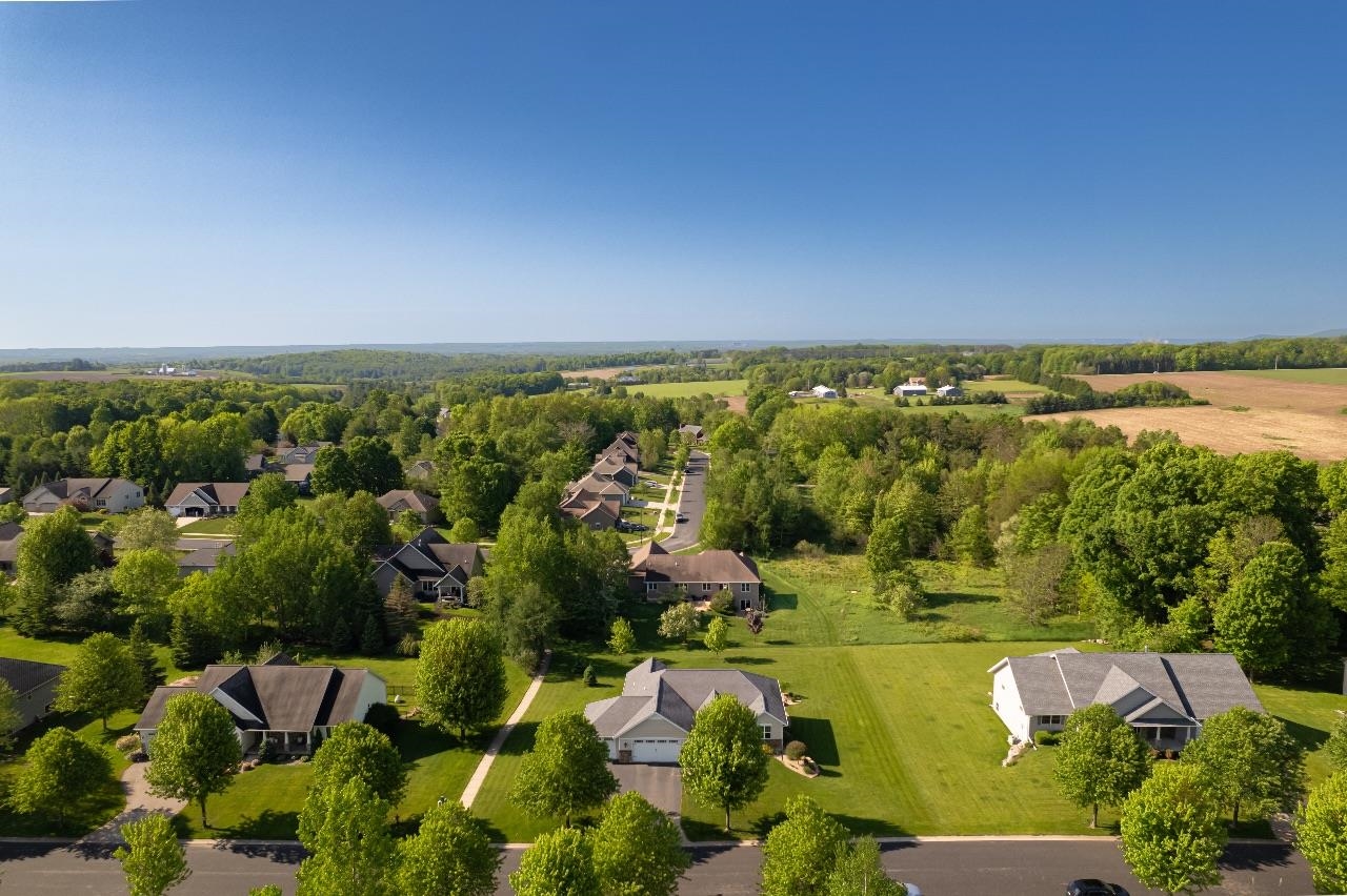502 ASPEN GROVE LANE, Wausau, Wisconsin 54403, 4 Bedrooms Bedrooms, ,3 BathroomsBathrooms,Residential,For Sale,502 ASPEN GROVE LANE,22602405