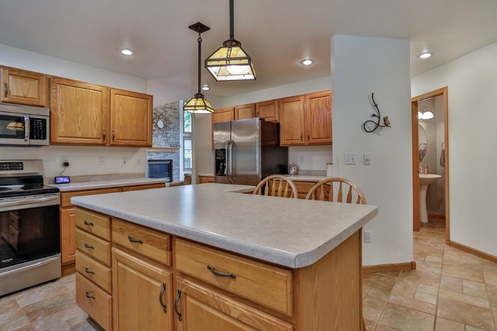 4201 OAK TERRACE, Weston, Wisconsin 54476, 3 Bedrooms Bedrooms, ,3 BathroomsBathrooms,Residential,For Sale,4201 OAK TERRACE,22602406