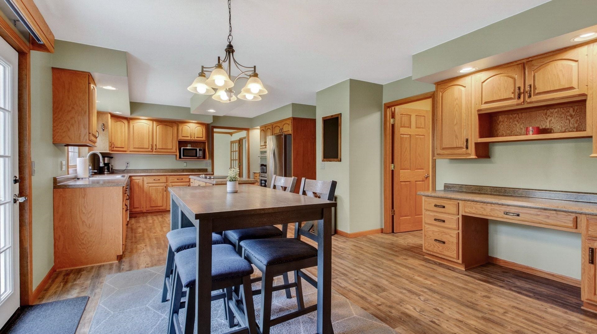 1606 LUTHER COURT, Marshfield, Wisconsin 54449, 4 Bedrooms Bedrooms, ,2 BathroomsBathrooms,Residential,For Sale,1606 LUTHER COURT,22602408