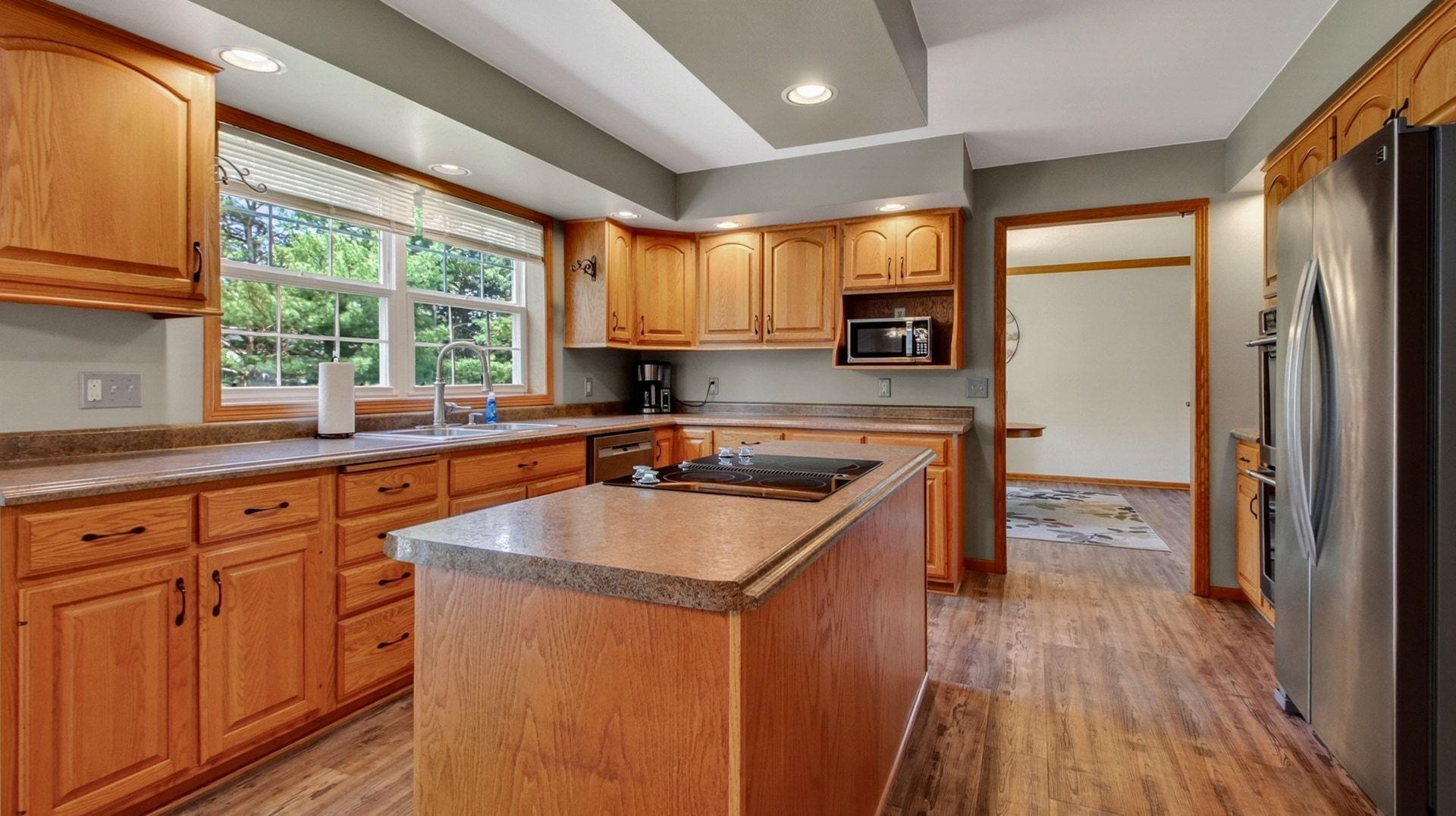 1606 LUTHER COURT, Marshfield, Wisconsin 54449, 4 Bedrooms Bedrooms, ,2 BathroomsBathrooms,Residential,For Sale,1606 LUTHER COURT,22602408
