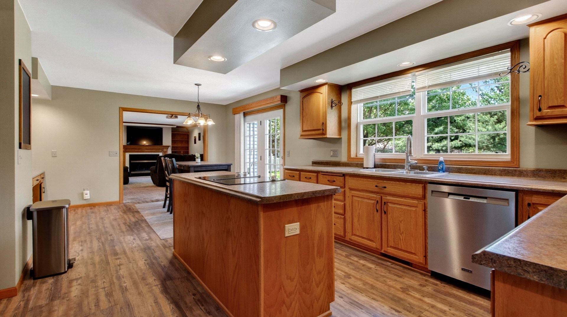 1606 LUTHER COURT, Marshfield, Wisconsin 54449, 4 Bedrooms Bedrooms, ,2 BathroomsBathrooms,Residential,For Sale,1606 LUTHER COURT,22602408