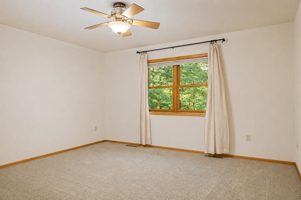 5321 FOX RUN DRIVE, Wisconsin Rapids, Wisconsin 54494, 4 Bedrooms Bedrooms, ,3 BathroomsBathrooms,Residential,For Sale,5321 FOX RUN DRIVE,22602412