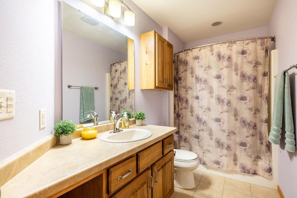 5321 FOX RUN DRIVE, Wisconsin Rapids, Wisconsin 54494, 4 Bedrooms Bedrooms, ,3 BathroomsBathrooms,Residential,For Sale,5321 FOX RUN DRIVE,22602412