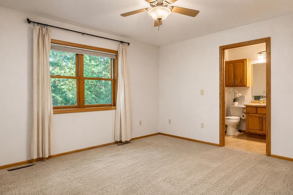 5321 FOX RUN DRIVE, Wisconsin Rapids, Wisconsin 54494, 4 Bedrooms Bedrooms, ,3 BathroomsBathrooms,Residential,For Sale,5321 FOX RUN DRIVE,22602412