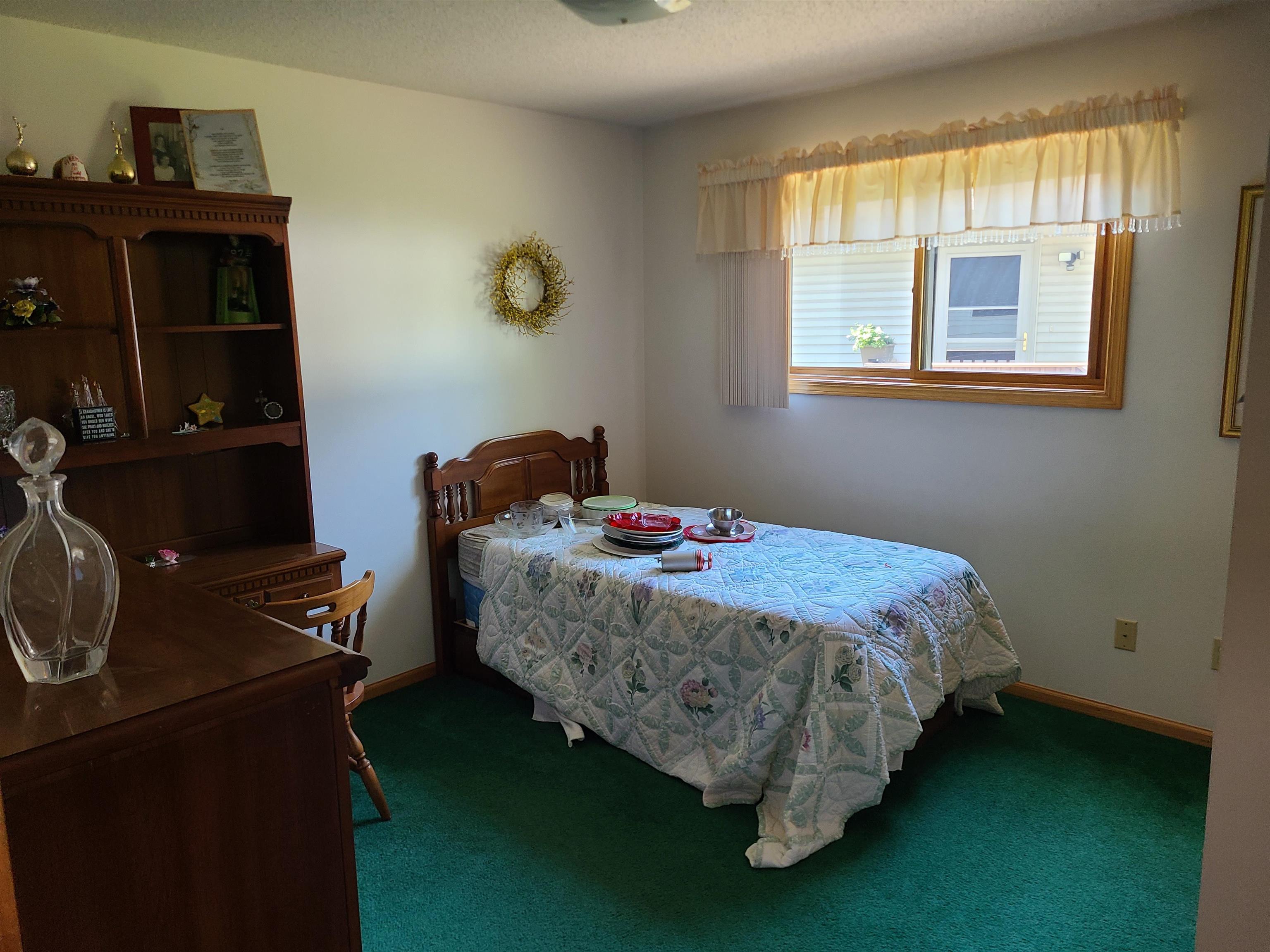 3158 S 33RD STREET, LA CROSSE, Wisconsin 54601, 4 Bedrooms Bedrooms, ,2 BathroomsBathrooms,Residential,For Sale,3158 S 33RD STREET,22602416