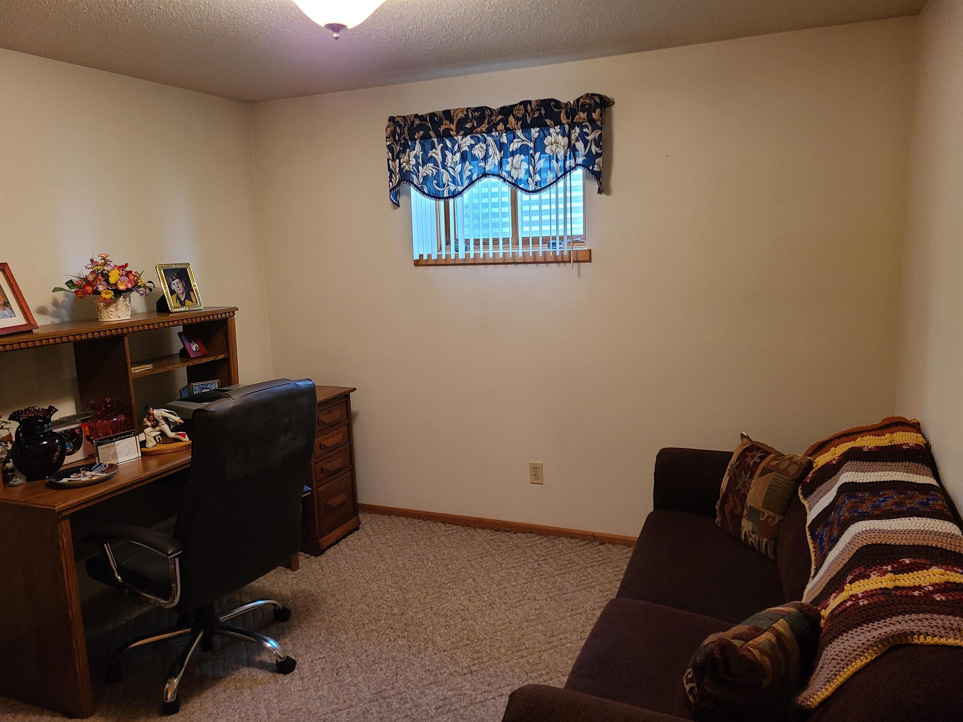 3158 S 33RD STREET, LA CROSSE, Wisconsin 54601, 4 Bedrooms Bedrooms, ,2 BathroomsBathrooms,Residential,For Sale,3158 S 33RD STREET,22602416
