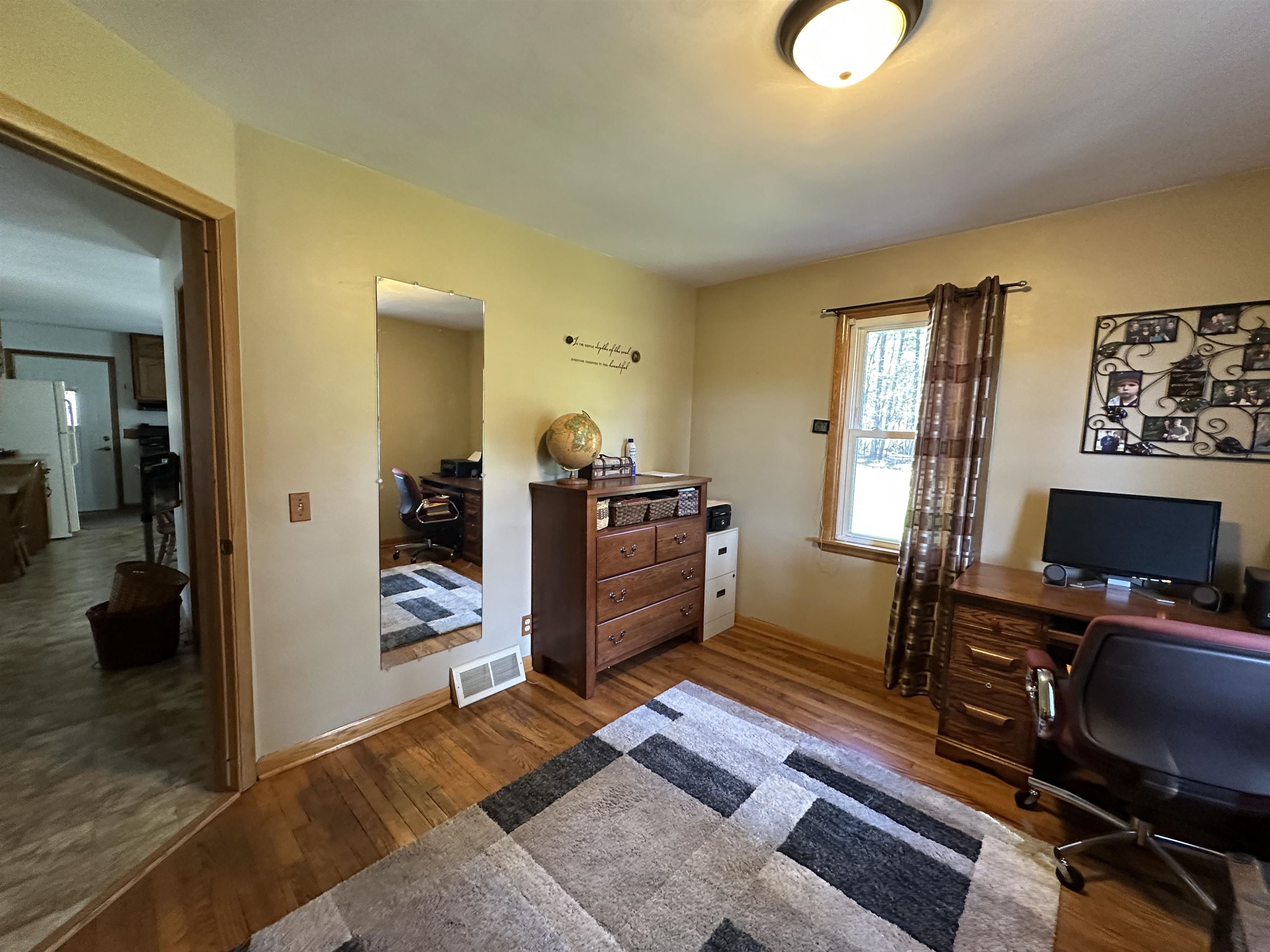 4011 GRIFFITH AVENUE, Wisconsin Rapids, Wisconsin 54494, 5 Bedrooms Bedrooms, ,1 BathroomBathrooms,Residential,For Sale,4011 GRIFFITH AVENUE,22602419