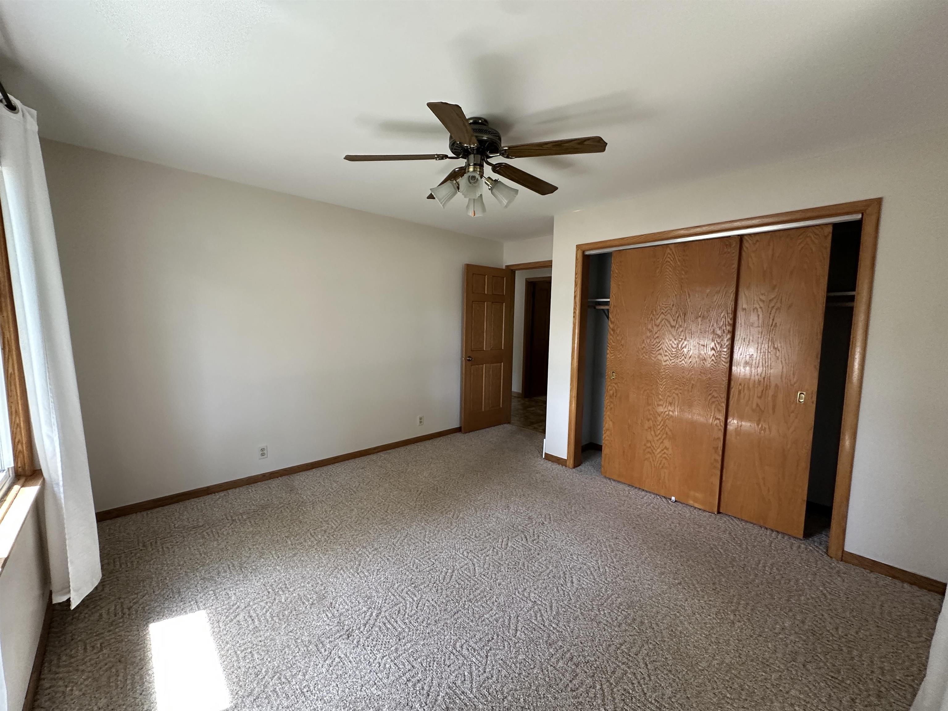 4011 GRIFFITH AVENUE, Wisconsin Rapids, Wisconsin 54494, 5 Bedrooms Bedrooms, ,1 BathroomBathrooms,Residential,For Sale,4011 GRIFFITH AVENUE,22602419