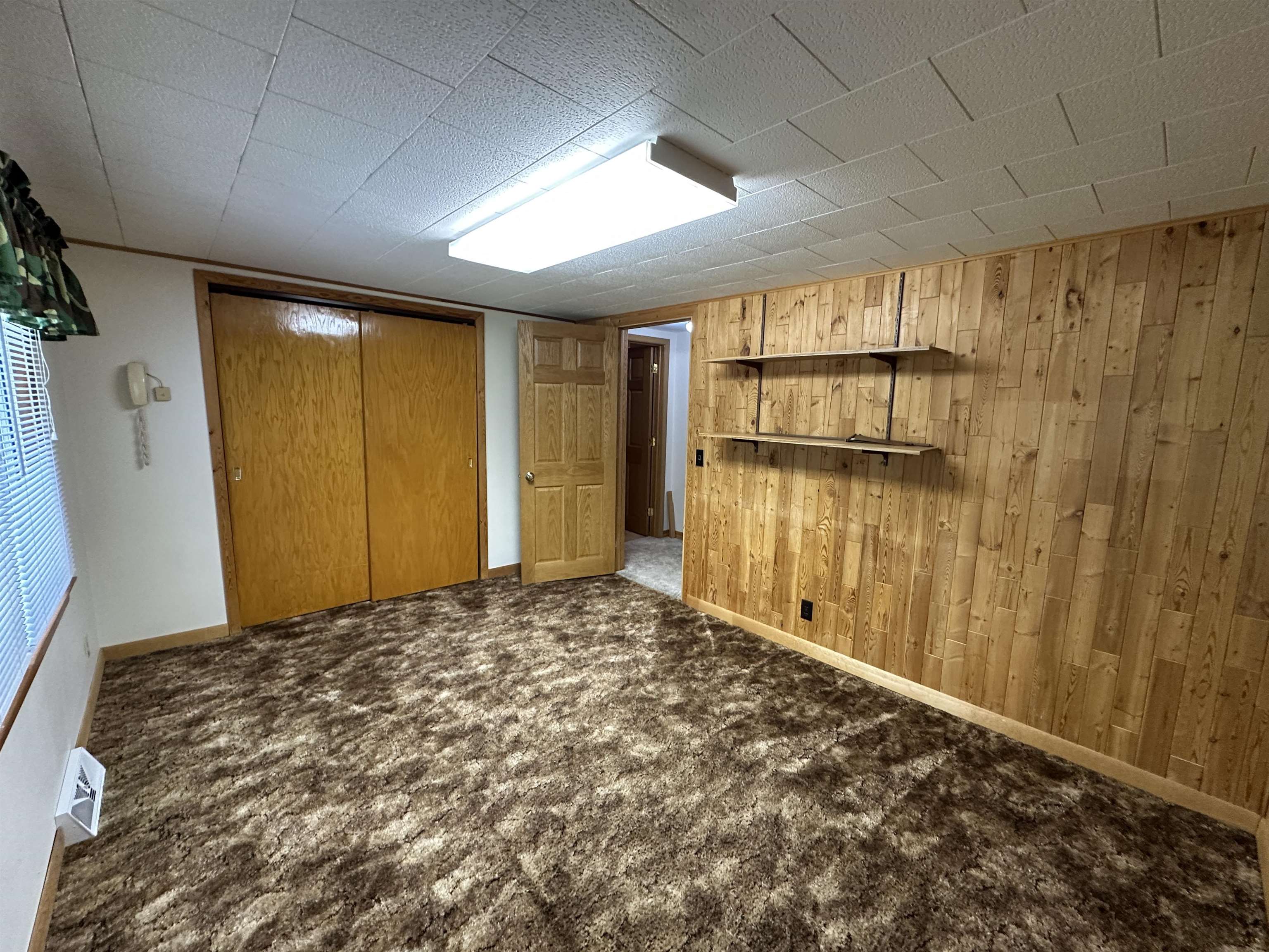 4011 GRIFFITH AVENUE, Wisconsin Rapids, Wisconsin 54494, 5 Bedrooms Bedrooms, ,1 BathroomBathrooms,Residential,For Sale,4011 GRIFFITH AVENUE,22602419