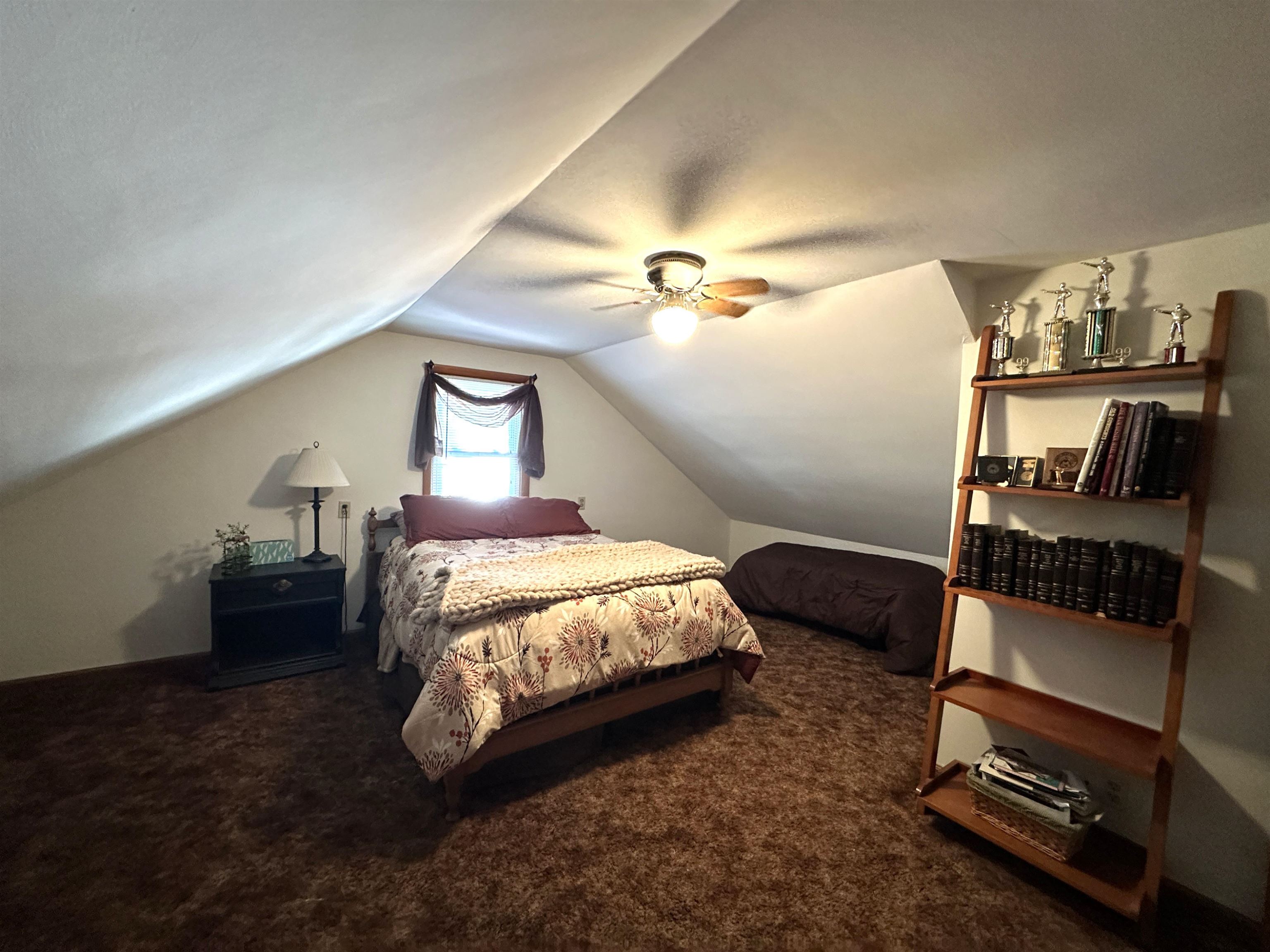 4011 GRIFFITH AVENUE, Wisconsin Rapids, Wisconsin 54494, 5 Bedrooms Bedrooms, ,1 BathroomBathrooms,Residential,For Sale,4011 GRIFFITH AVENUE,22602419