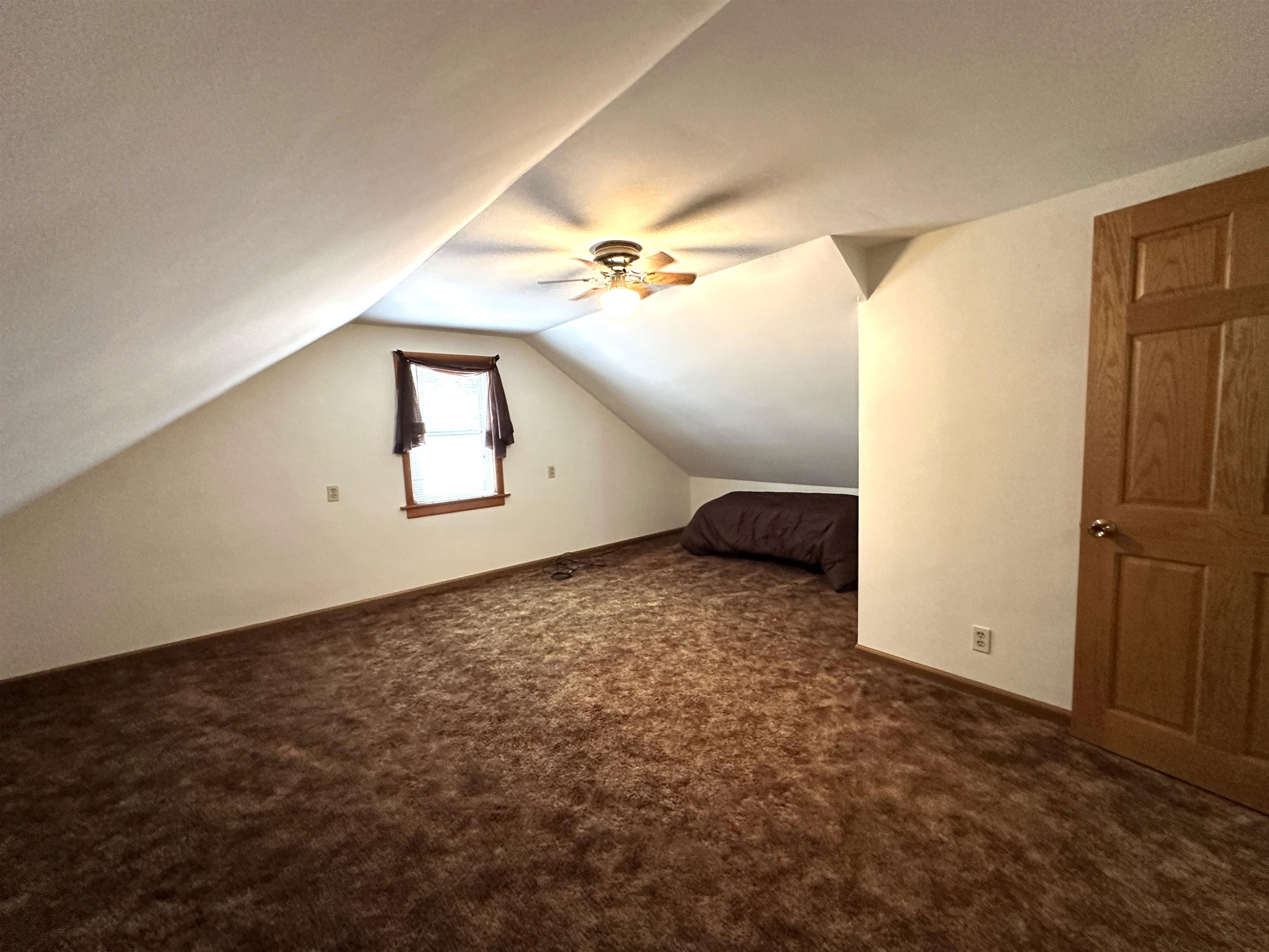 4011 GRIFFITH AVENUE, Wisconsin Rapids, Wisconsin 54494, 5 Bedrooms Bedrooms, ,1 BathroomBathrooms,Residential,For Sale,4011 GRIFFITH AVENUE,22602419