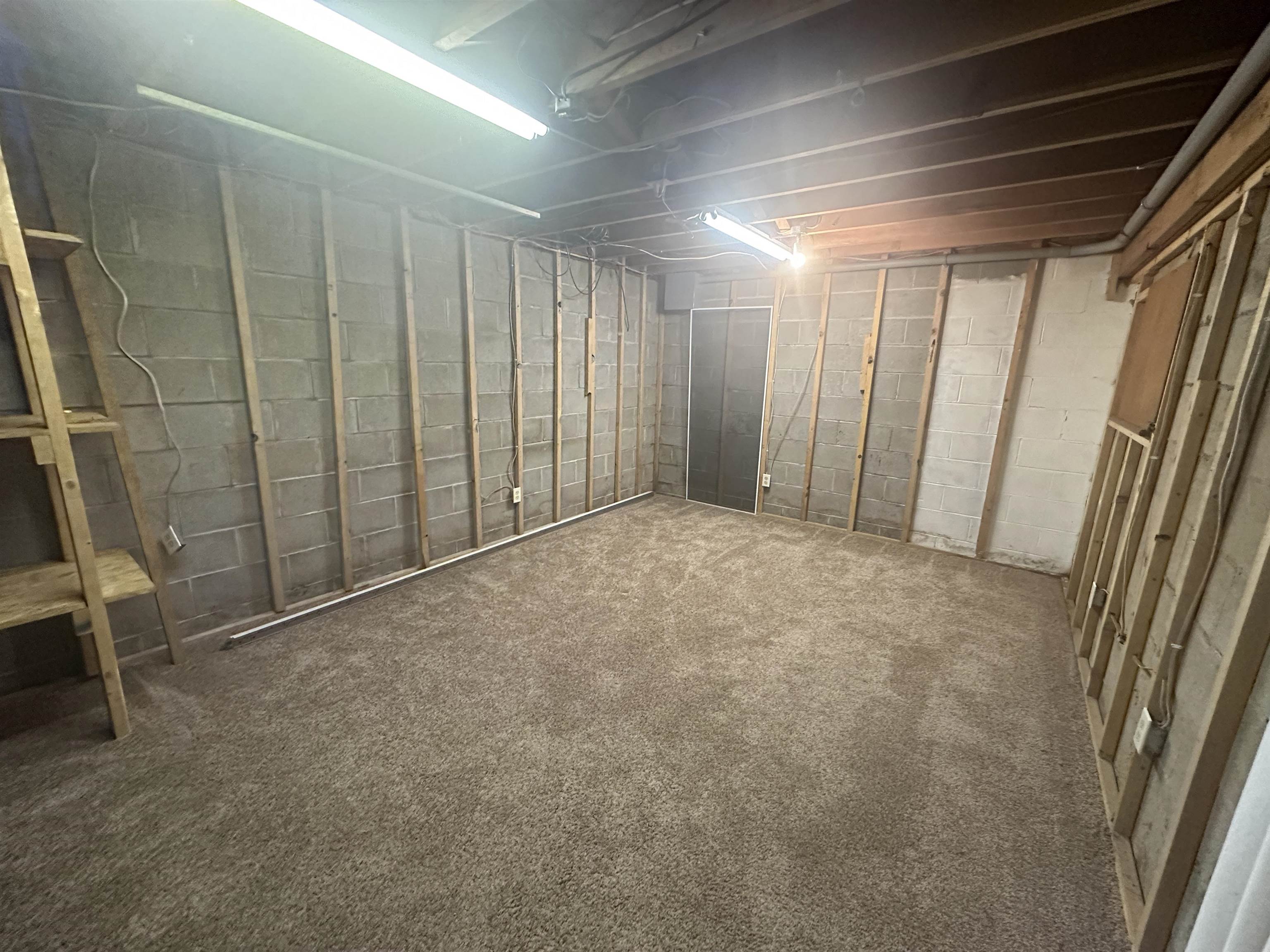 4011 GRIFFITH AVENUE, Wisconsin Rapids, Wisconsin 54494, 5 Bedrooms Bedrooms, ,1 BathroomBathrooms,Residential,For Sale,4011 GRIFFITH AVENUE,22602419