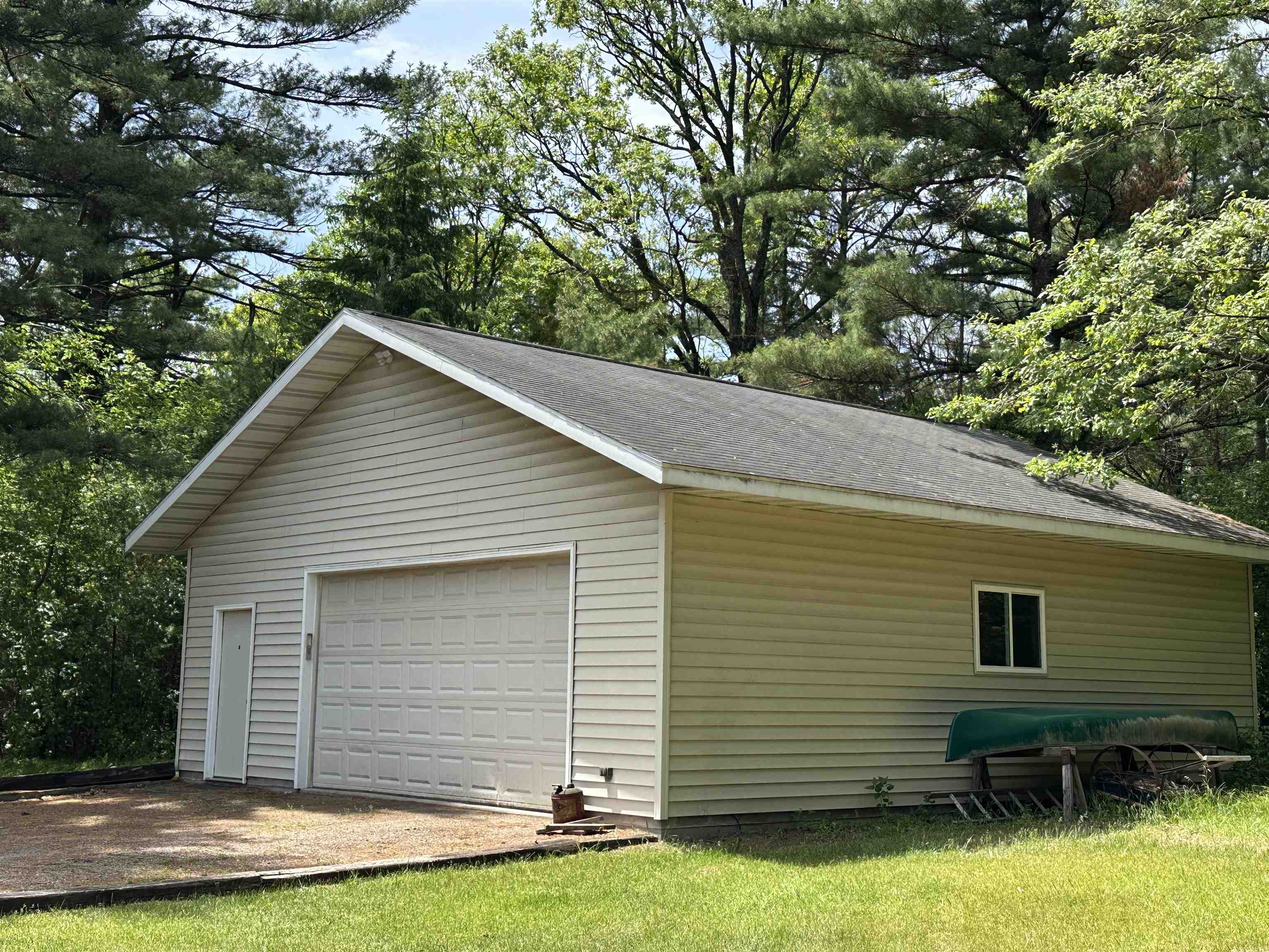 4011 GRIFFITH AVENUE, Wisconsin Rapids, Wisconsin 54494, 5 Bedrooms Bedrooms, ,1 BathroomBathrooms,Residential,For Sale,4011 GRIFFITH AVENUE,22602419
