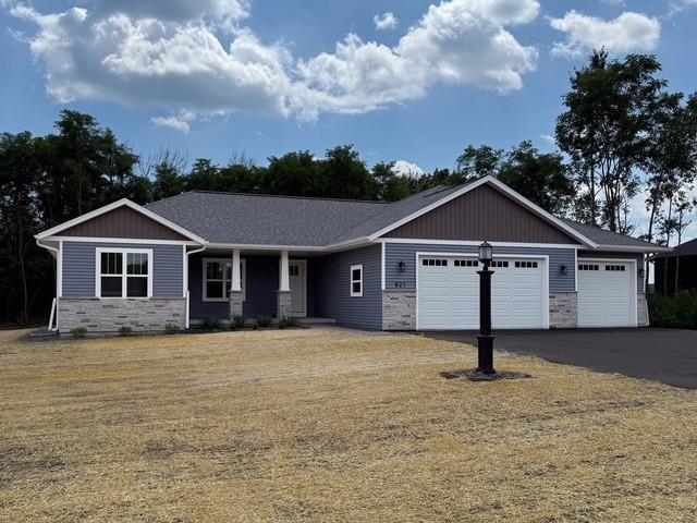621 Amberwood Way, Plover, Wisconsin 54467, 3 Bedrooms Bedrooms, ,2 BathroomsBathrooms,Residential,For Sale,621 Amberwood Way,22602424