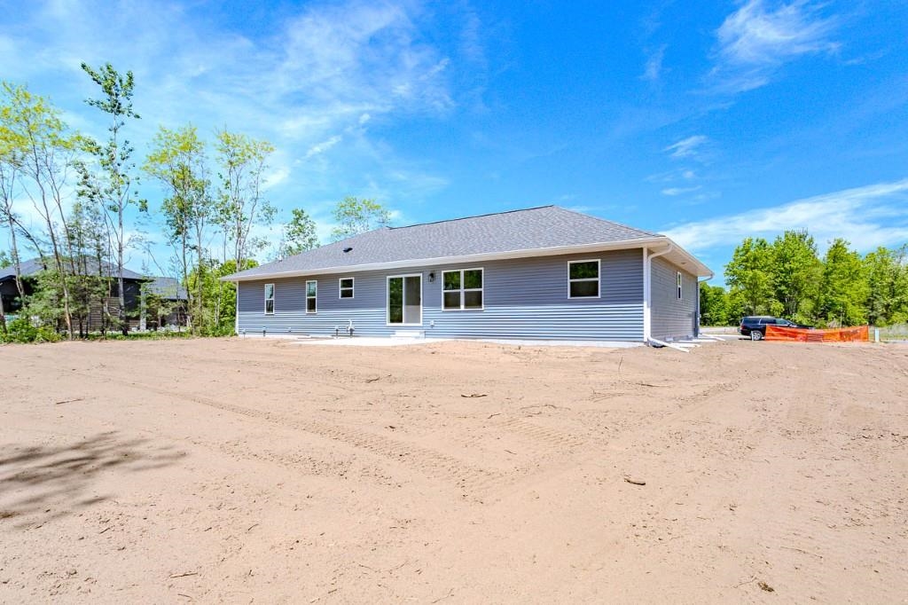 621 Amberwood Way, Plover, Wisconsin 54467, 3 Bedrooms Bedrooms, ,2 BathroomsBathrooms,Residential,For Sale,621 Amberwood Way,22602424