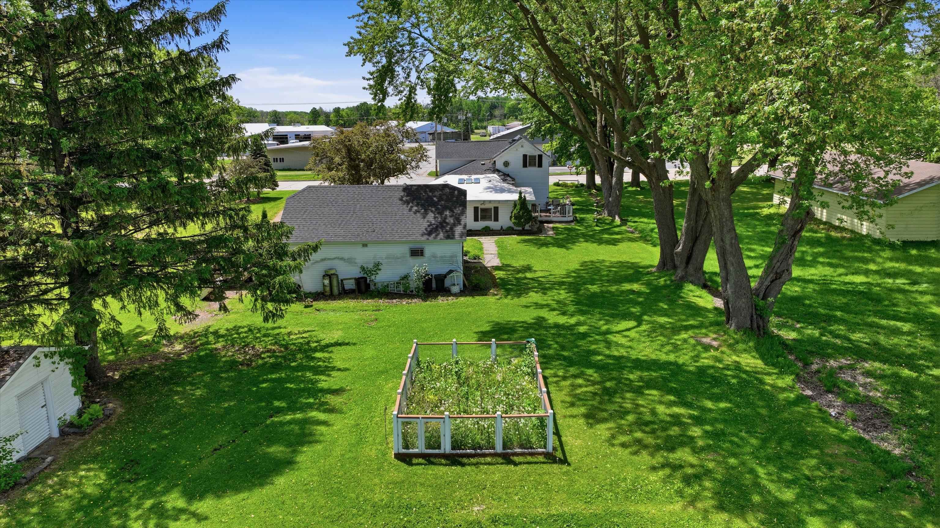 1811 E 4TH STREET, Marshfield, Wisconsin 54449, 3 Bedrooms Bedrooms, ,2 BathroomsBathrooms,Residential,For Sale,1811 E 4TH STREET,22602435