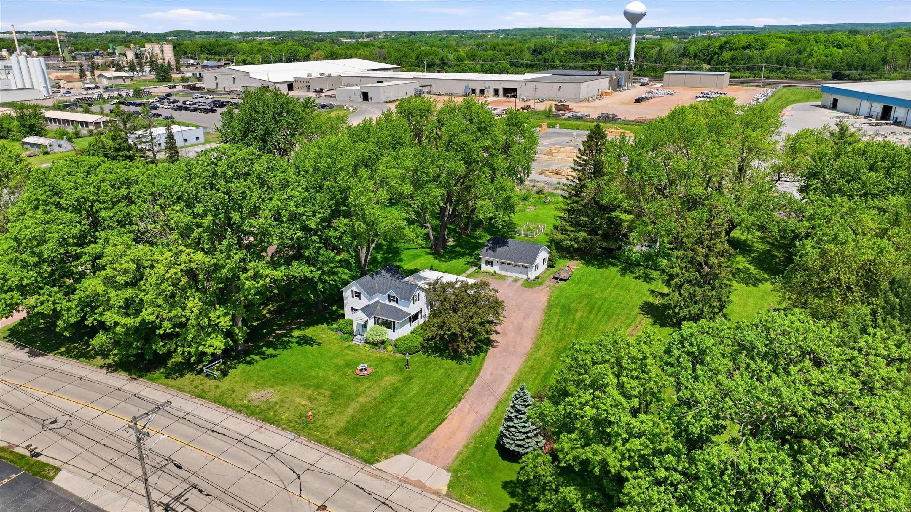 1811 E 4TH STREET, Marshfield, Wisconsin 54449, 3 Bedrooms Bedrooms, ,2 BathroomsBathrooms,Residential,For Sale,1811 E 4TH STREET,22602435