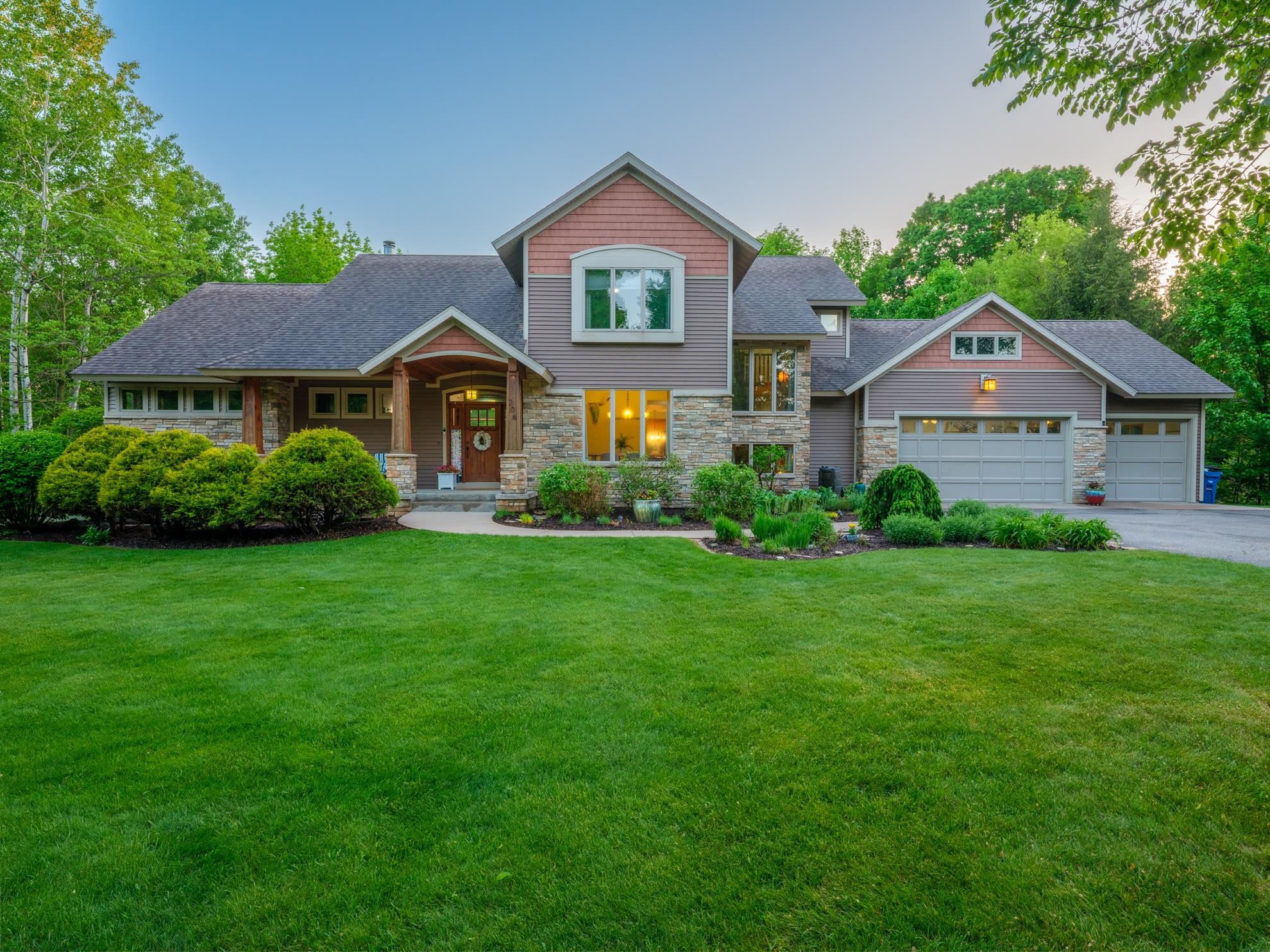 306 TIMBER TRAIL DRIVE, Wausau, Wisconsin 54403, 5 Bedrooms Bedrooms, ,3 BathroomsBathrooms,Residential,For Sale,306 TIMBER TRAIL DRIVE,22602438