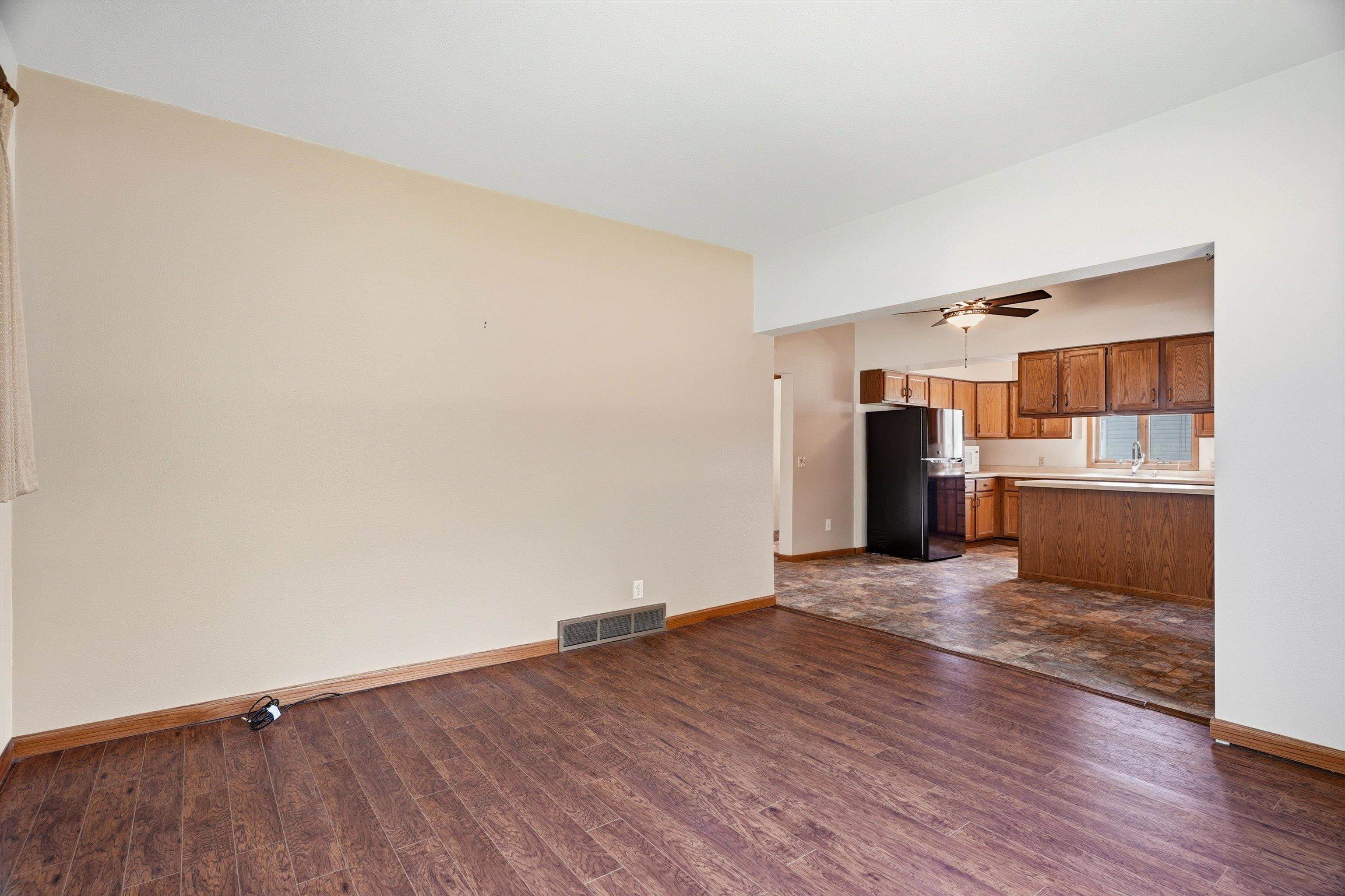 1617 E BLODGETT STREET, Marshfield, Wisconsin 54449, 2 Bedrooms Bedrooms, ,1 BathroomBathrooms,Residential,For Sale,1617 E BLODGETT STREET,22602454