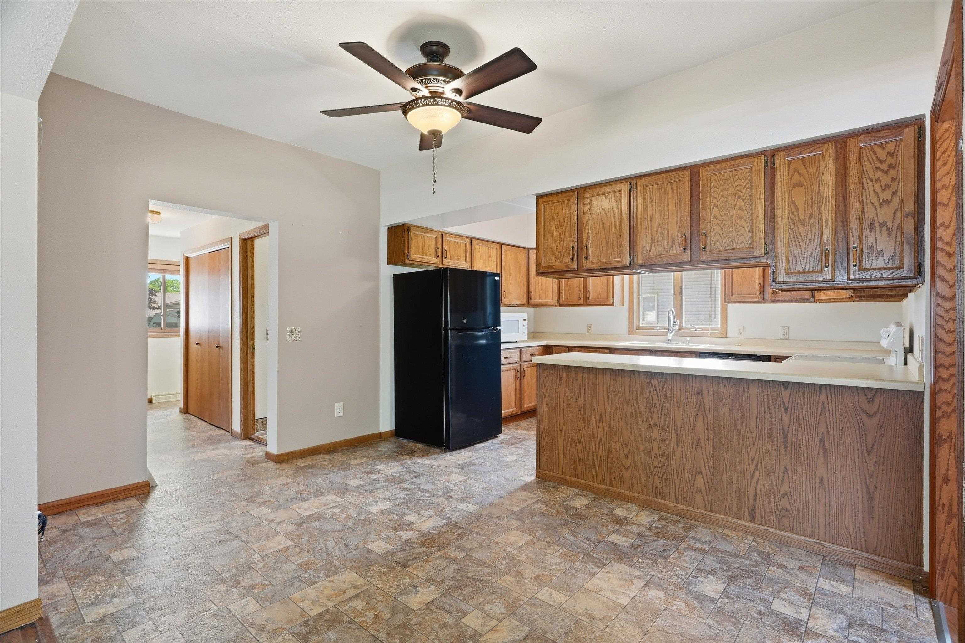 1617 E BLODGETT STREET, Marshfield, Wisconsin 54449, 2 Bedrooms Bedrooms, ,1 BathroomBathrooms,Residential,For Sale,1617 E BLODGETT STREET,22602454