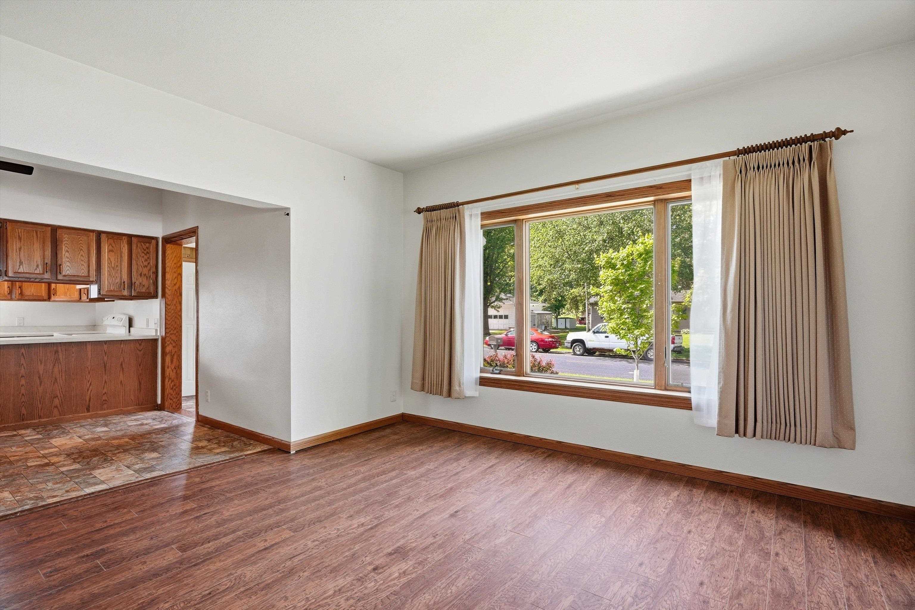 1617 E BLODGETT STREET, Marshfield, Wisconsin 54449, 2 Bedrooms Bedrooms, ,1 BathroomBathrooms,Residential,For Sale,1617 E BLODGETT STREET,22602454
