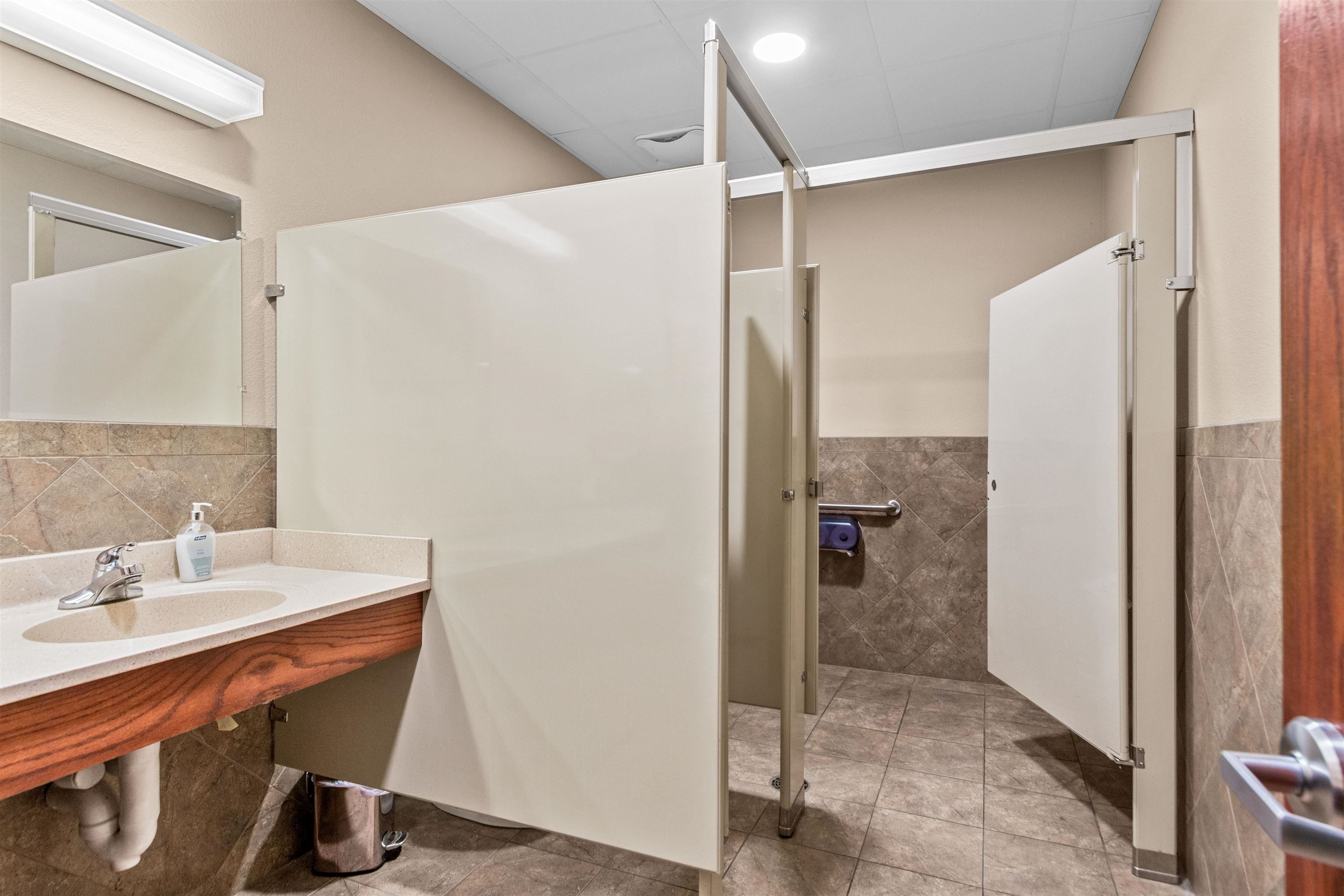 3233A BUSINESS PARK DRIVE, Stevens Point, Wisconsin 54482, ,Commercial/industrial,For Rent,3233A BUSINESS PARK DRIVE,22602463