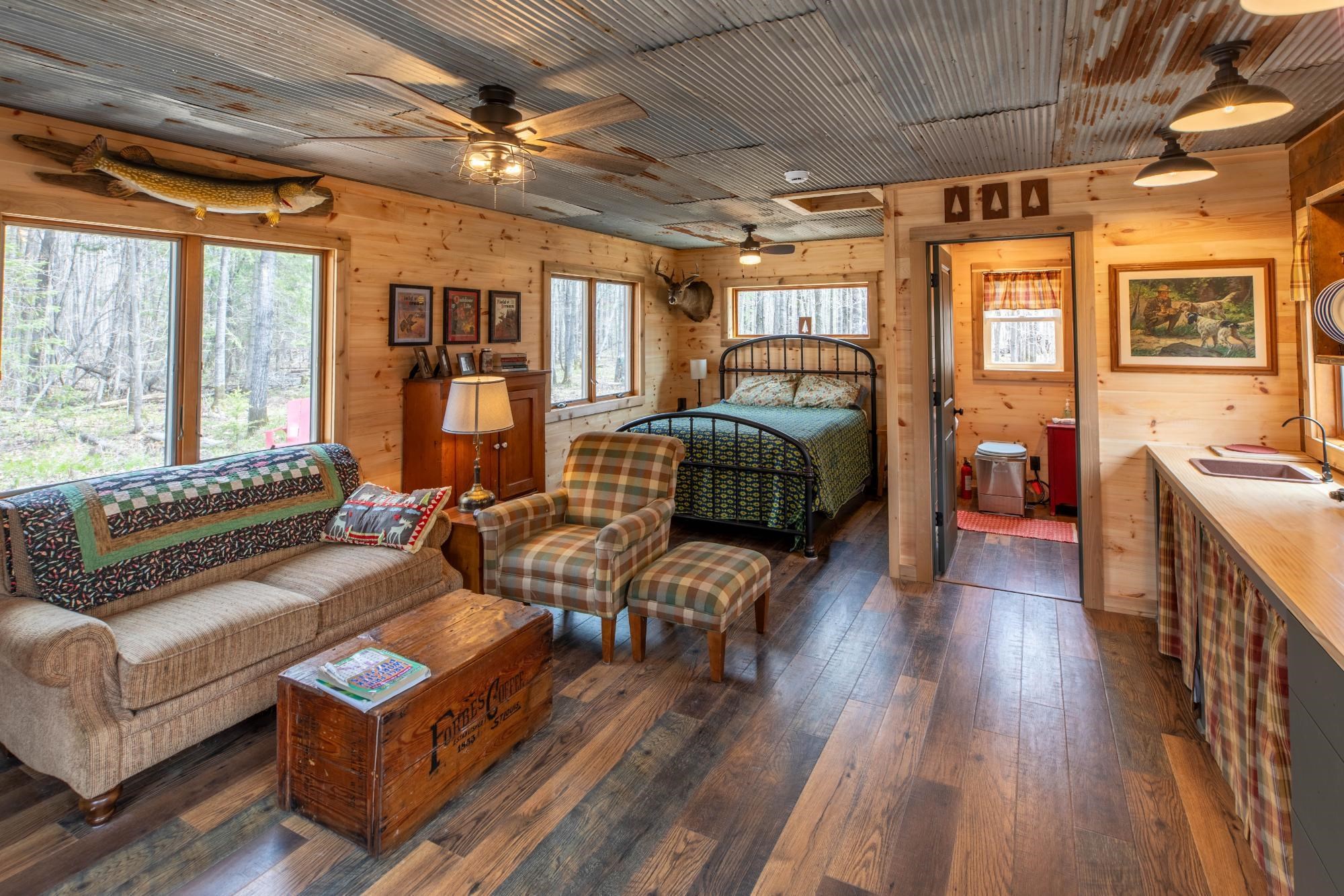 7552 TEE LAKE ROAD, Crandon, Wisconsin 54520, 1 Bedroom Bedrooms, ,Residential,For Sale,7552 TEE LAKE ROAD,22602493