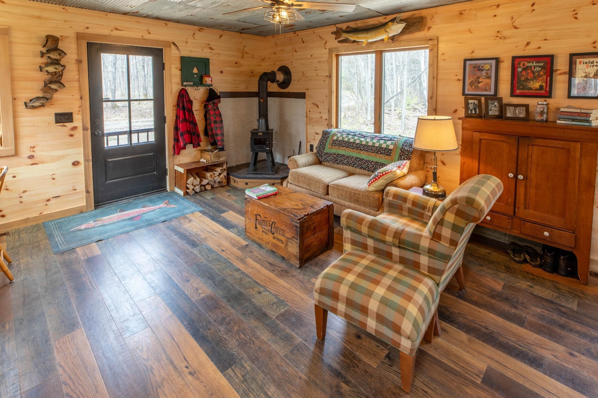 7552 TEE LAKE ROAD, Crandon, Wisconsin 54520, 1 Bedroom Bedrooms, ,Residential,For Sale,7552 TEE LAKE ROAD,22602493