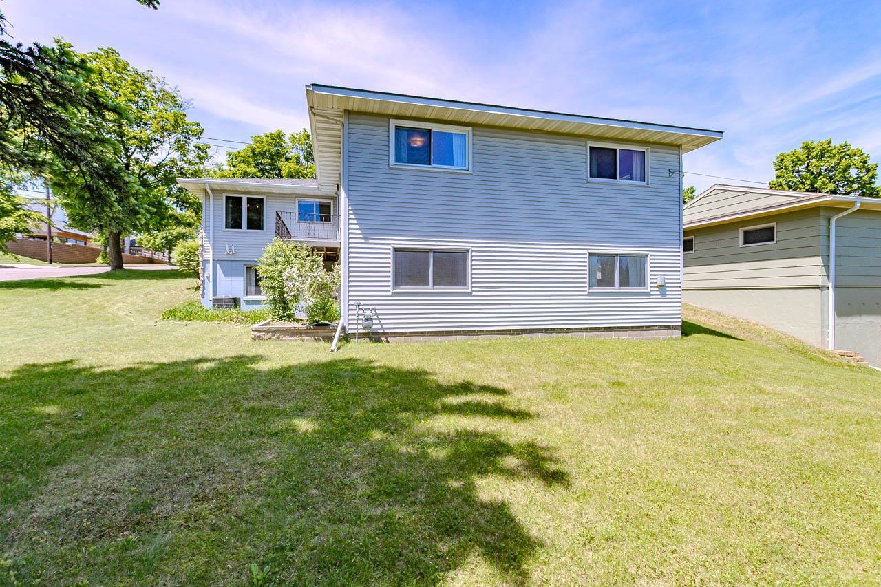 103 N 11TH AVENUE, Wausau, Wisconsin 54401, 4 Bedrooms Bedrooms, ,3 BathroomsBathrooms,Residential,For Sale,103 N 11TH AVENUE,22602494