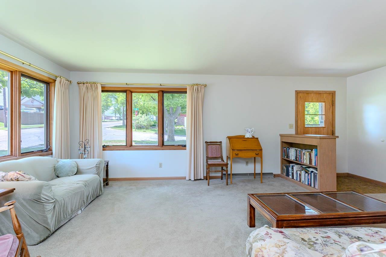 103 N 11TH AVENUE, Wausau, Wisconsin 54401, 4 Bedrooms Bedrooms, ,3 BathroomsBathrooms,Residential,For Sale,103 N 11TH AVENUE,22602494