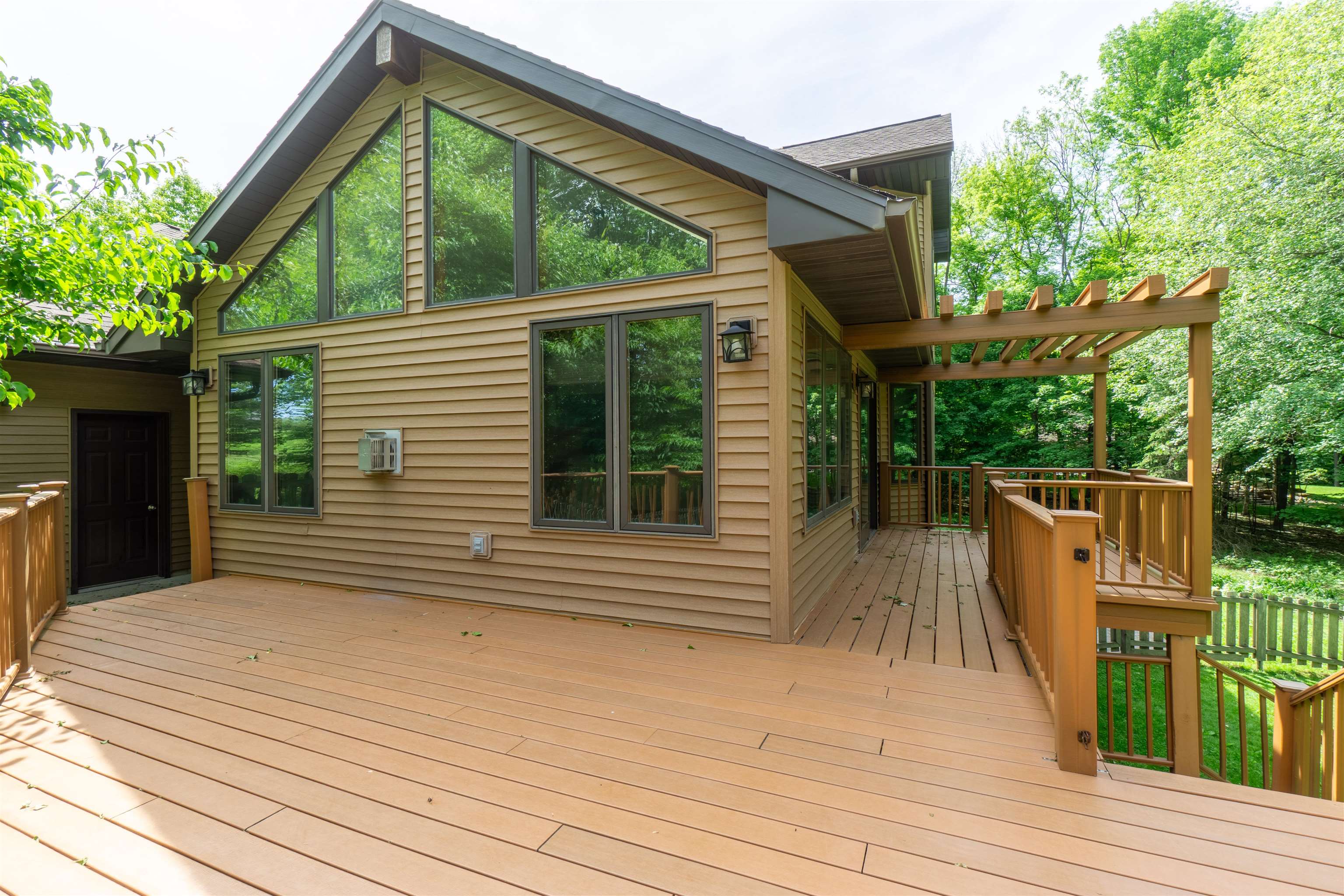 222401 BLUEBELL LANE, Wausau, Wisconsin 54401, 5 Bedrooms Bedrooms, ,3 BathroomsBathrooms,Residential,For Sale,222401 BLUEBELL LANE,22602500