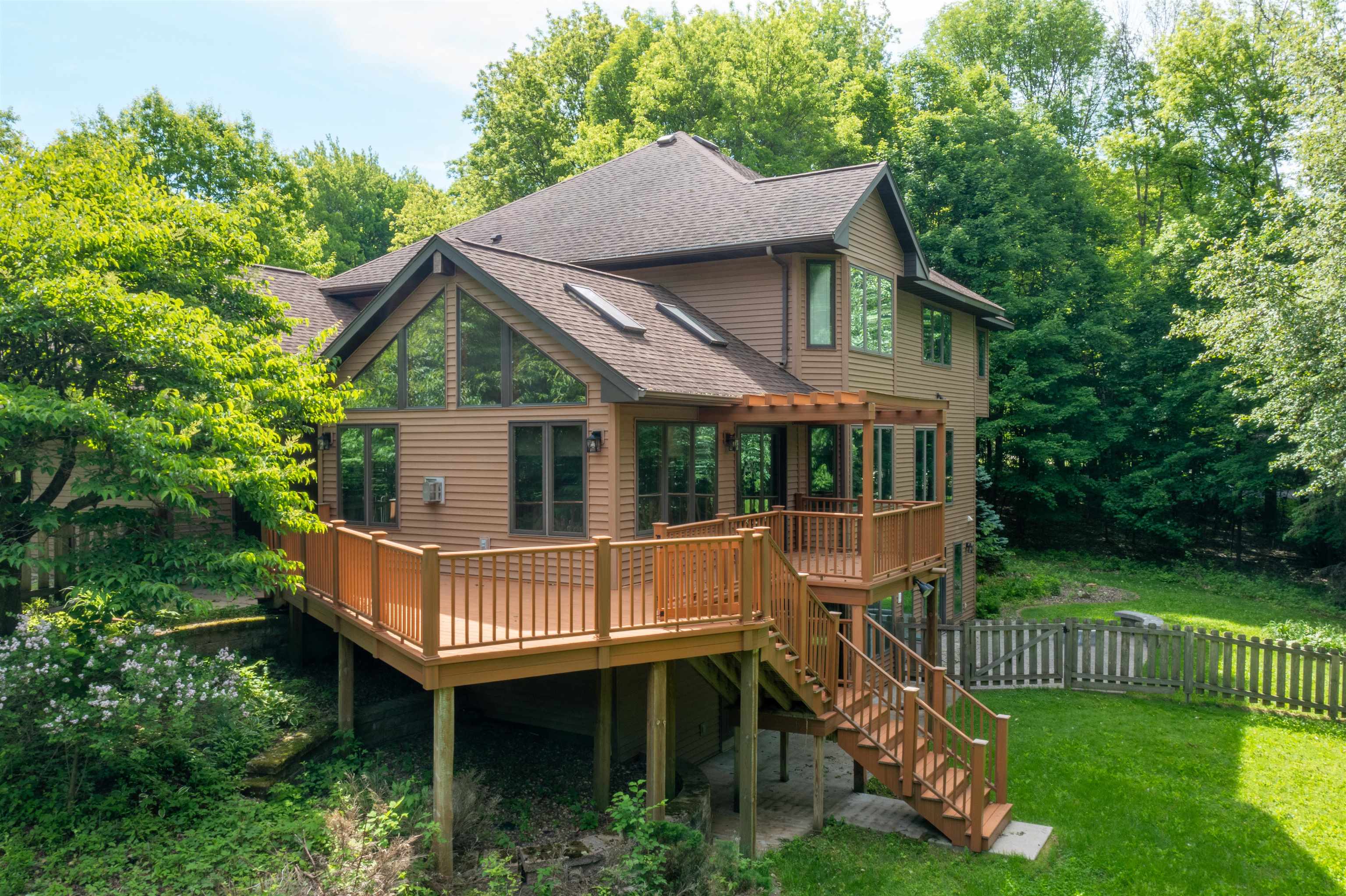 222401 BLUEBELL LANE, Wausau, Wisconsin 54401, 5 Bedrooms Bedrooms, ,3 BathroomsBathrooms,Residential,For Sale,222401 BLUEBELL LANE,22602500